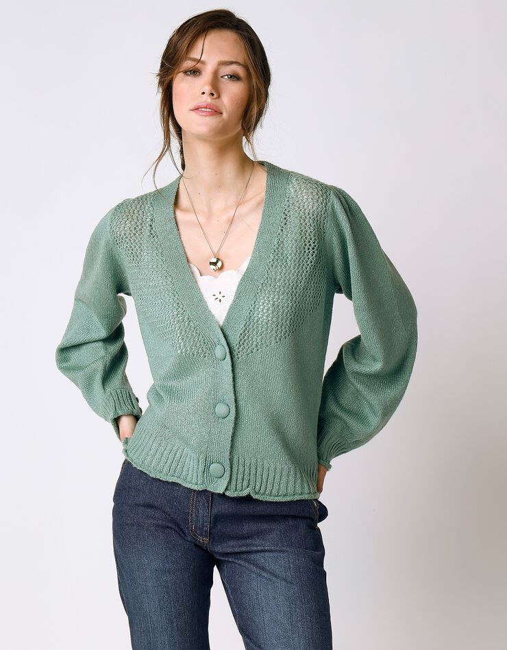 Gilet boutonné finitions roulottées, toucher mohair (vert amande) Gilet boutonné finitions roulottées, toucher mohair (vert amande)