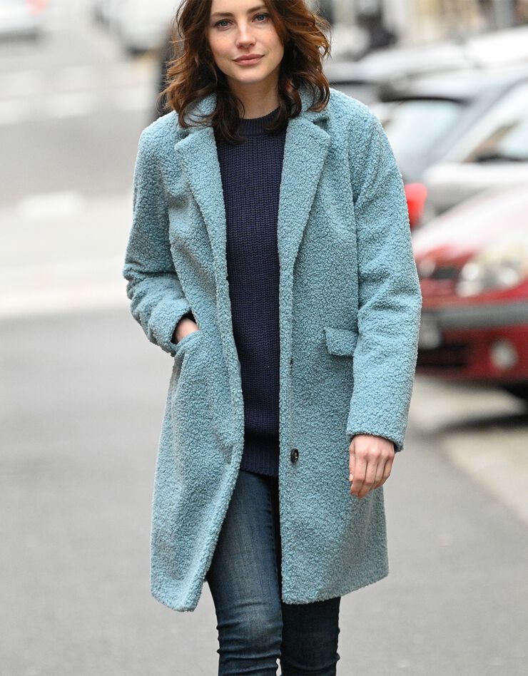 Manteau maille bouclette col tailleur (bleu glacier) Manteau maille bouclette col tailleur (bleu glacier)