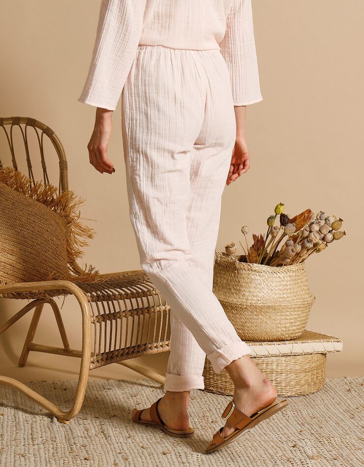 Pantalon joggpant gaze de coton finition borderie (rose pâle) Pantalon joggpant gaze de coton finition borderie (rose pâle)