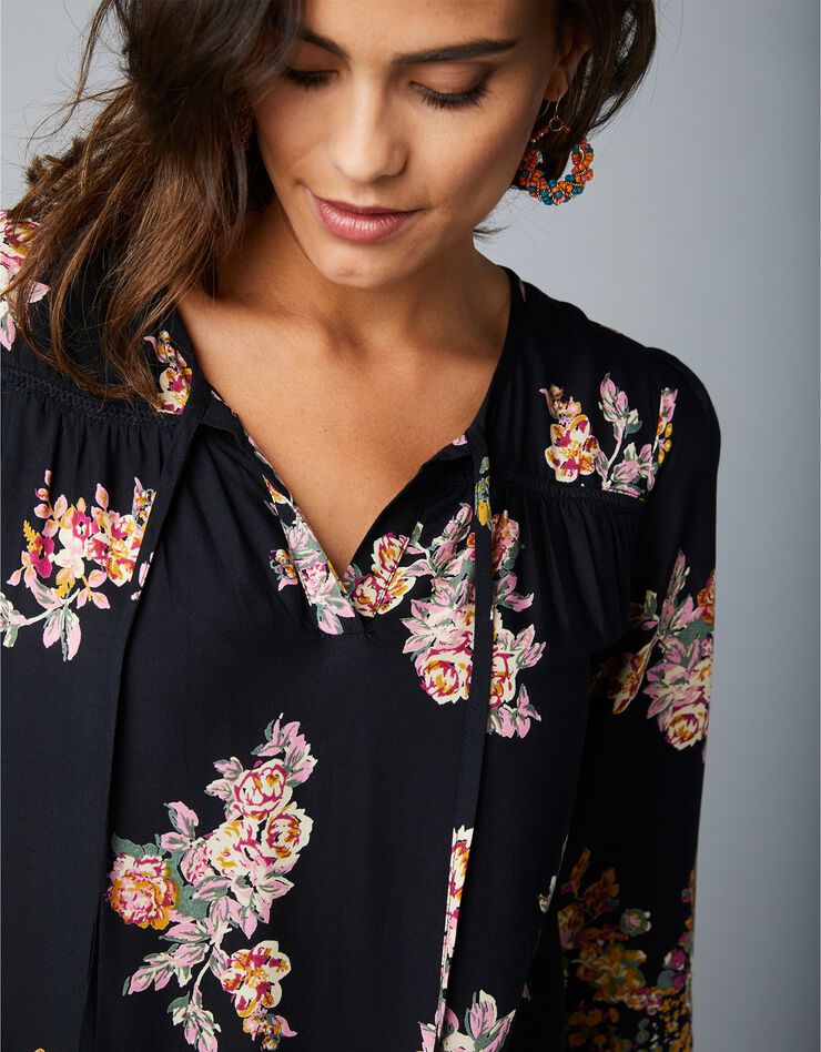 Robe longue volantée imprimé fleuri (noir / bordeaux) Robe longue volantée imprimé fleuri (noir / bordeaux)