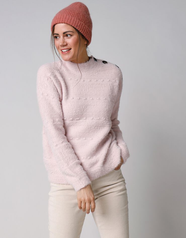 Pull col montant maille poilue fantaisie (rose poudré) Pull col montant maille poilue fantaisie (rose poudré)