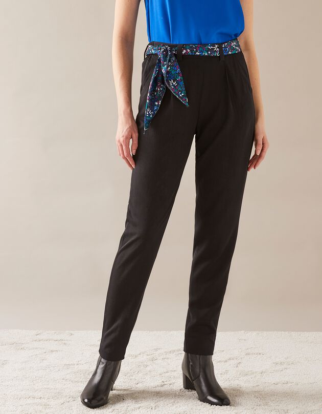 Pantalon fuselé uni ceinturé (noir)