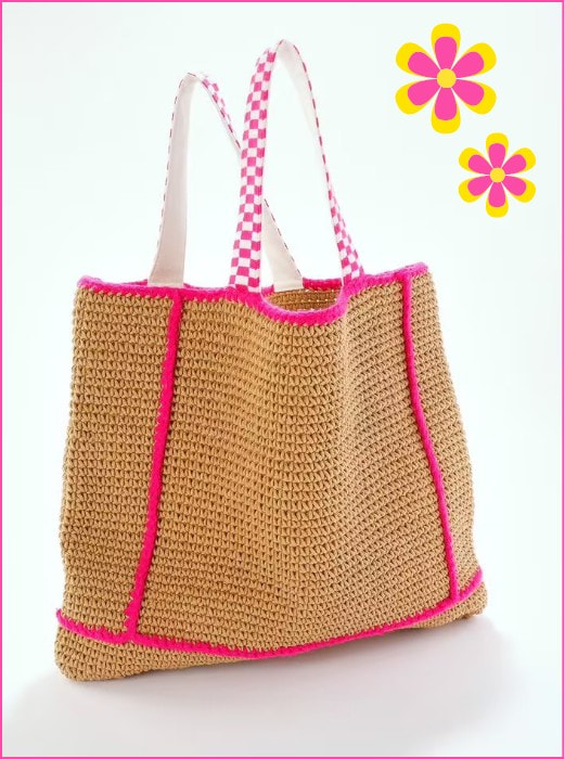 Profitez de notre sélection d'accessoires mode femme : sacs, bijoux, ceintures, foulards...