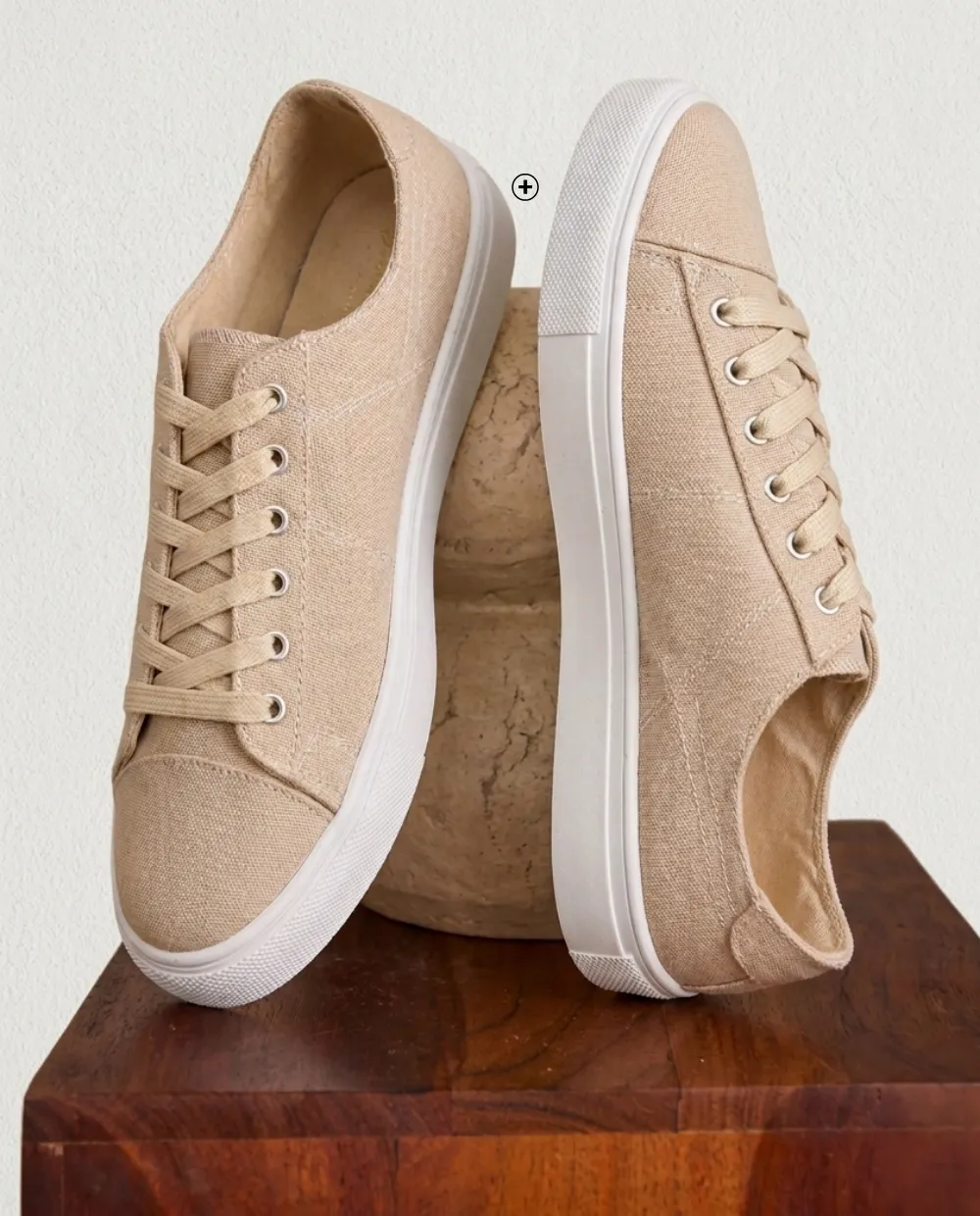 Tennis femme en toile beige à lacets, semelle plateforme compensée, baskets tendance estivales - Blog Blancheporte