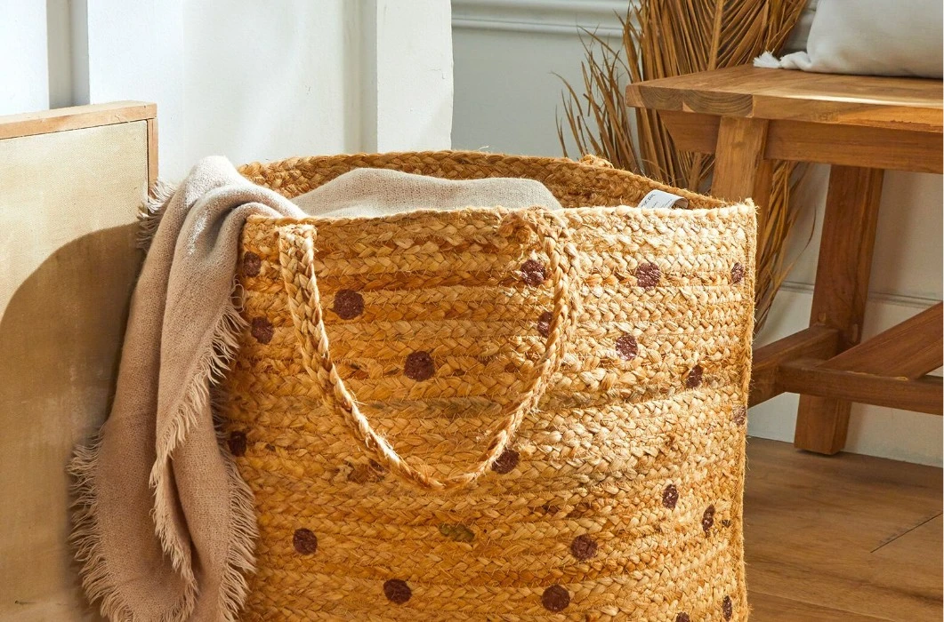 Découvrez notre sélection d'accessoires spécial rangement pour organiser vos espaces