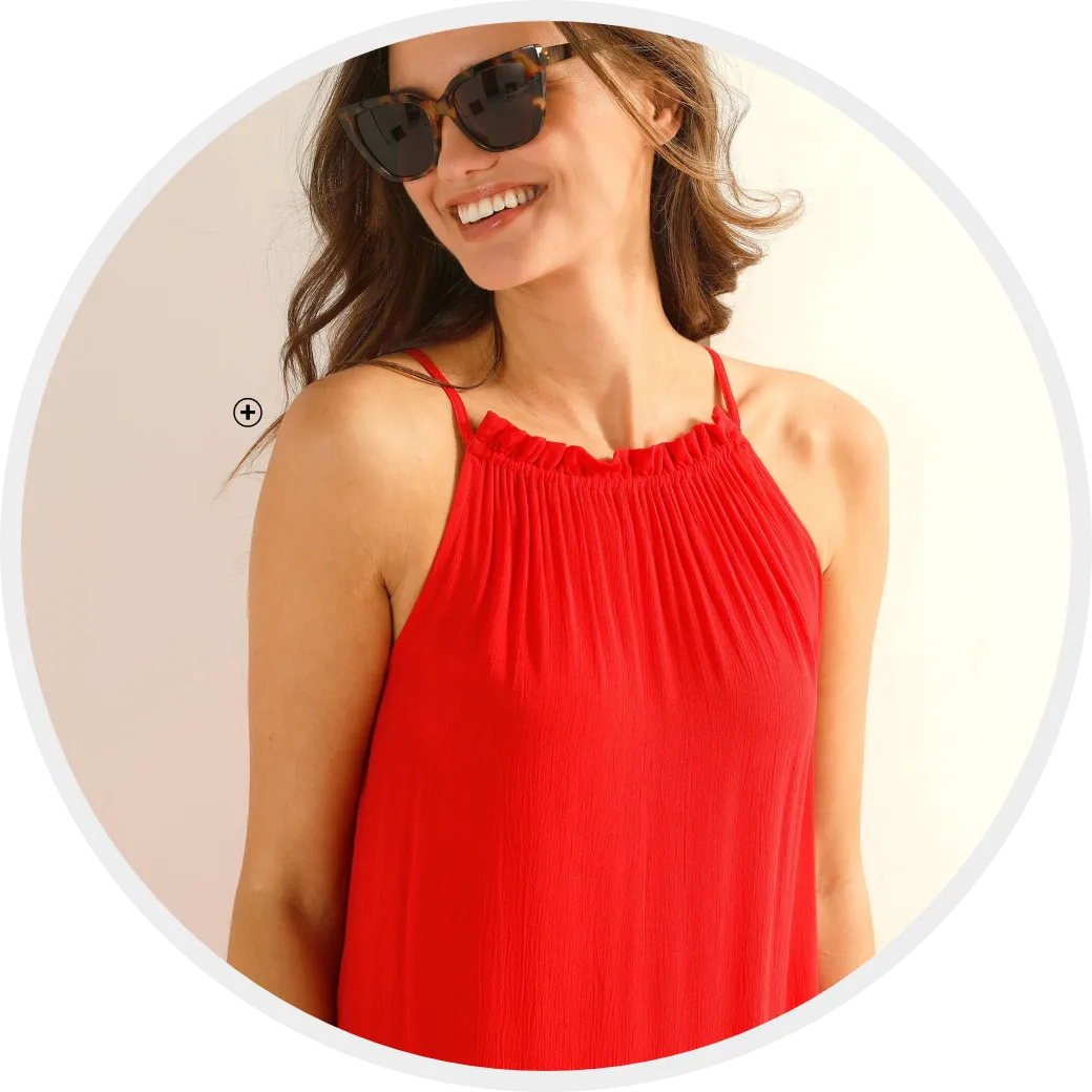 Robe rouge fluide à fines bretelles en crépon léger idéale pour une tenue estivale - Blog Blancheporte