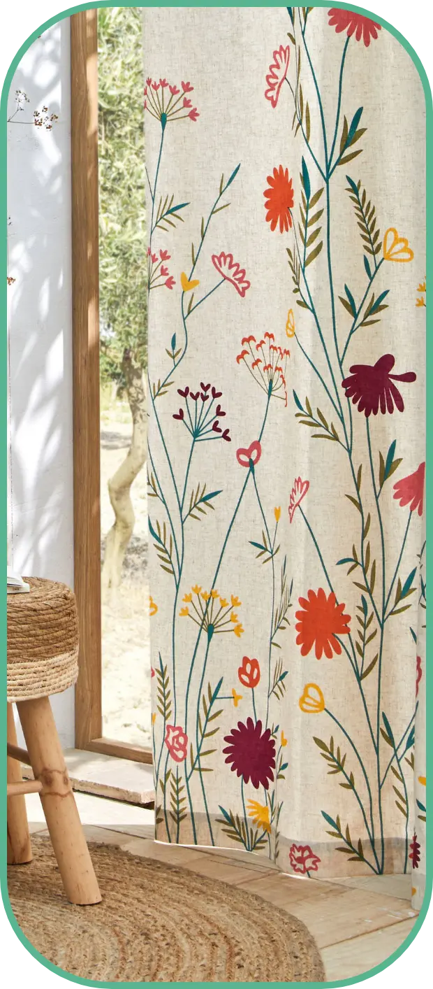 Rideau coton et lin à base fleurie, une belle affaire pour les soldes été 2025 | Blancheporte