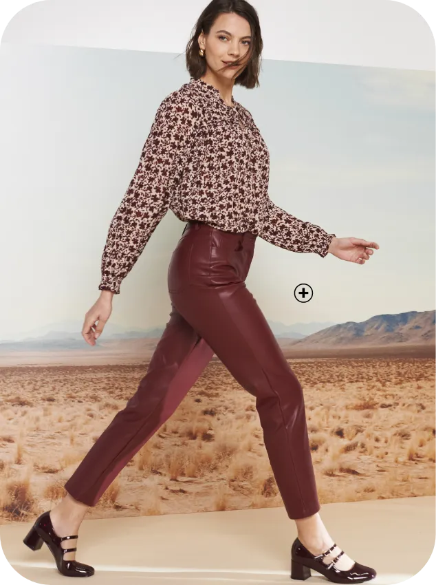 Pantalon fuselé 7/8ème effet cuir, dans une teinte tendance automne hiver 2025 pour un look urbain et moderne | Blancheporte