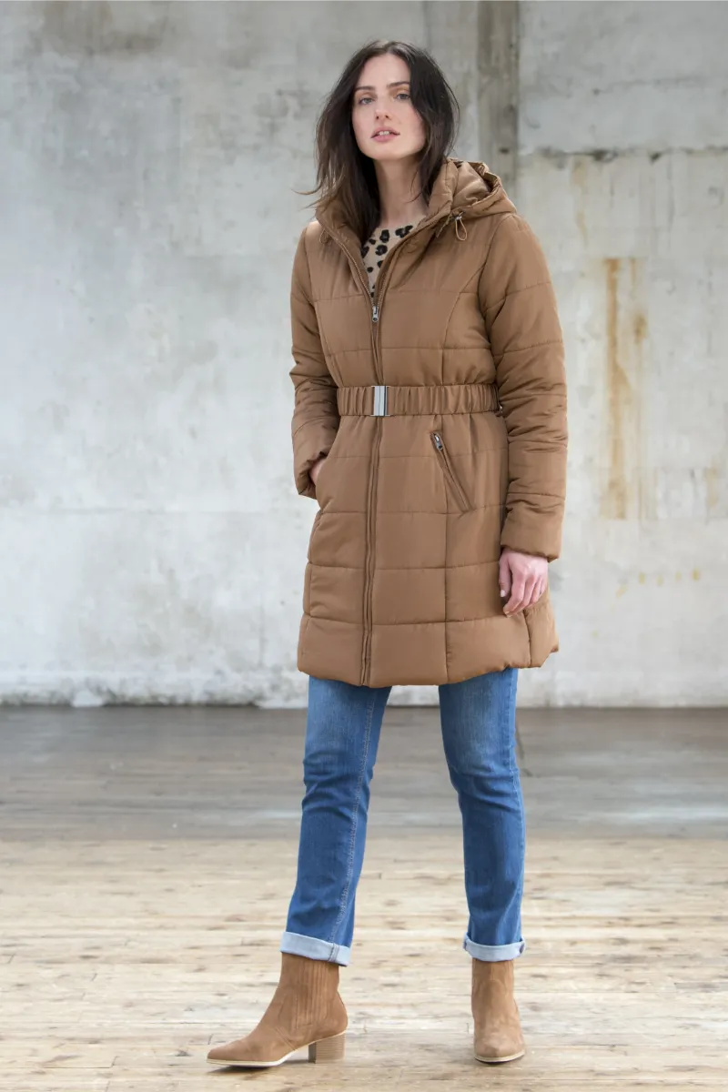 Doudoune caramel longue ceinturée - Blog Blancheporte