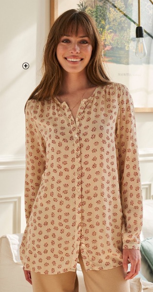 Blouse femme beige imprimée feuilles évasée boutonnée manches longues col rond pas cher - Blancheporte