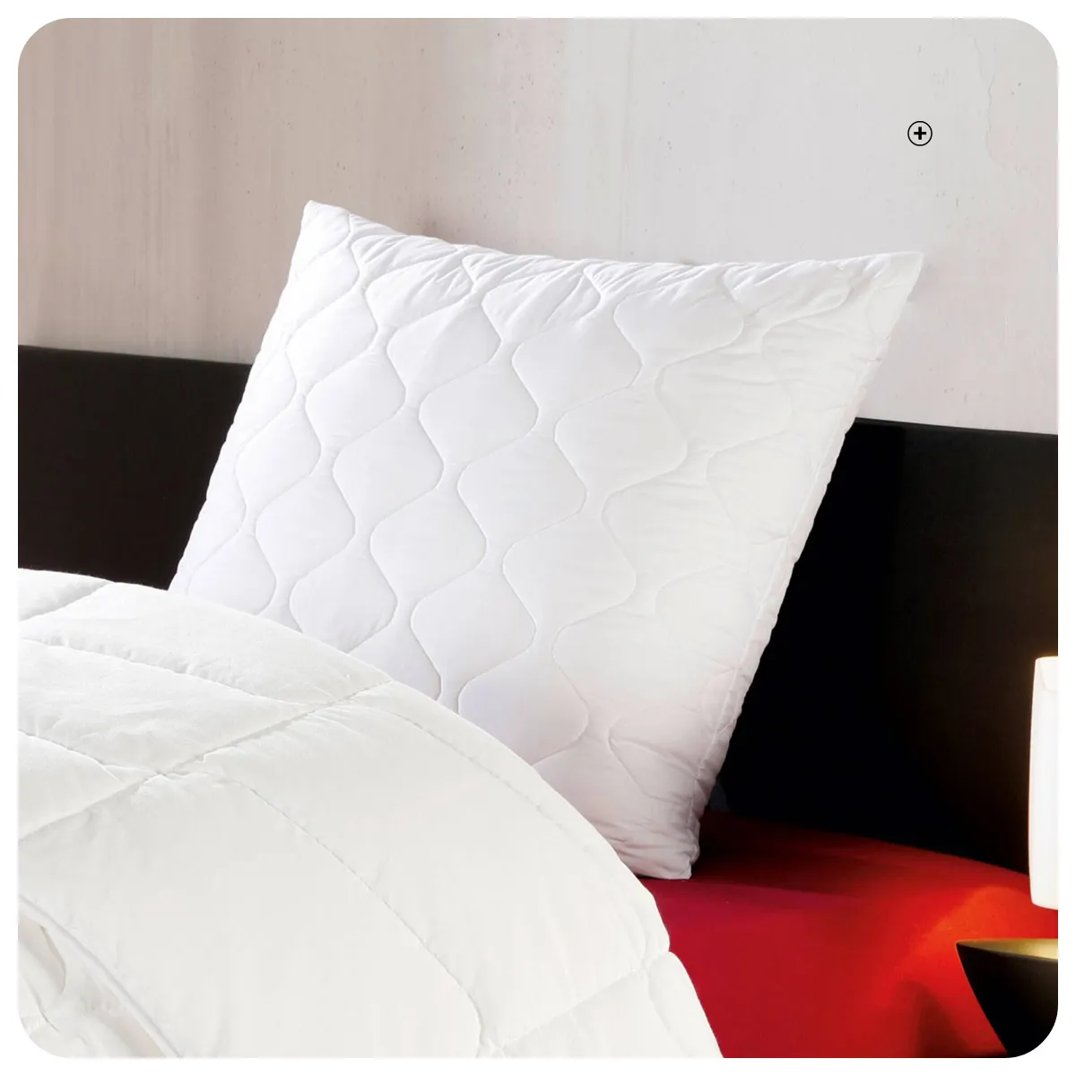 Oreiller Outlast thermorégulateur, confort moelleux, enveloppe blanche, régulation thermique - Blog Blancheporte