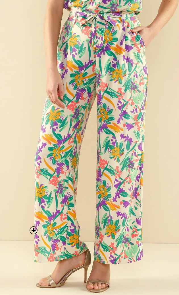 Pantalon imprimé coloré à coupe large – une idée audacieuse pour celles qui veulent oser et savoir comment porter le pantalon large avec caractère