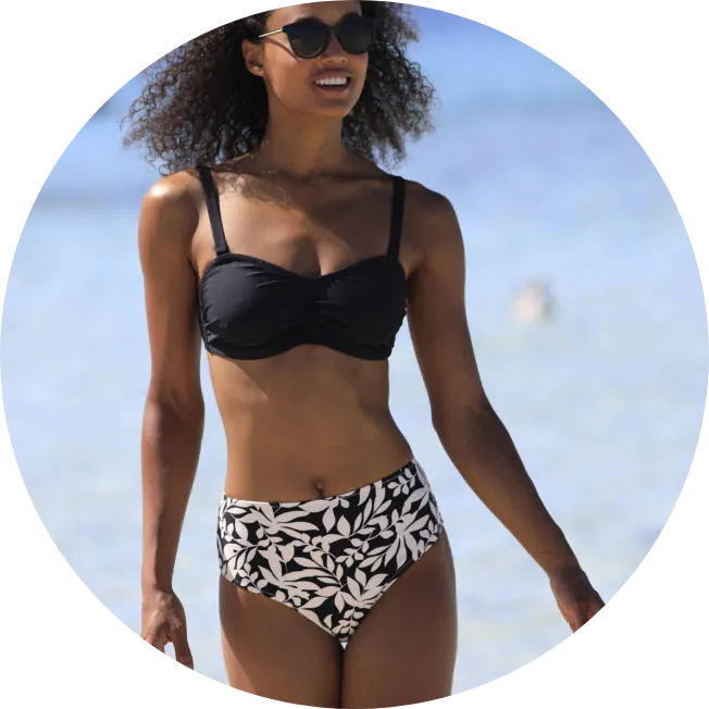 Haut de maillot de bain bandeau Solaro pour bronzer sans marques et bien choisir sa taille et sa forme de maillot de bain | Blancheporte