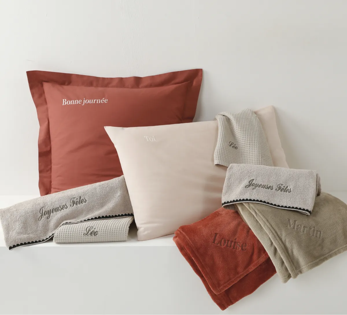Taie d’oreiller en coton personnalisable avec broderie, idée cadeau unique et élégante – Blancheporte