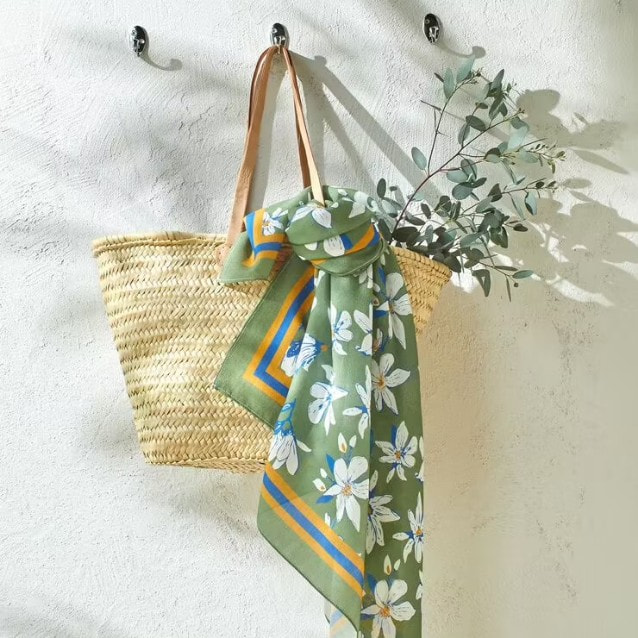 Une sélection d'idées cadeaux pour la fête des mères : décoration maison, sacs, bijoux, accessoires...