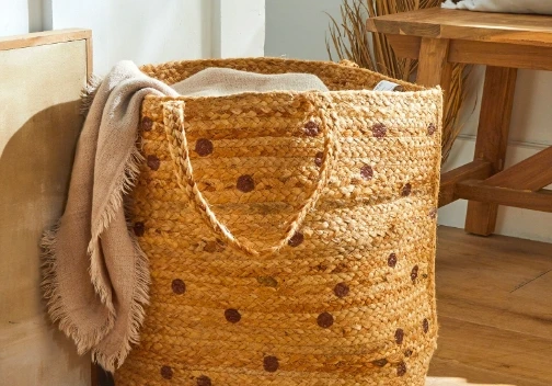 Découvrez notre sélection d'accessoires spécial rangement pour organiser vos espaces