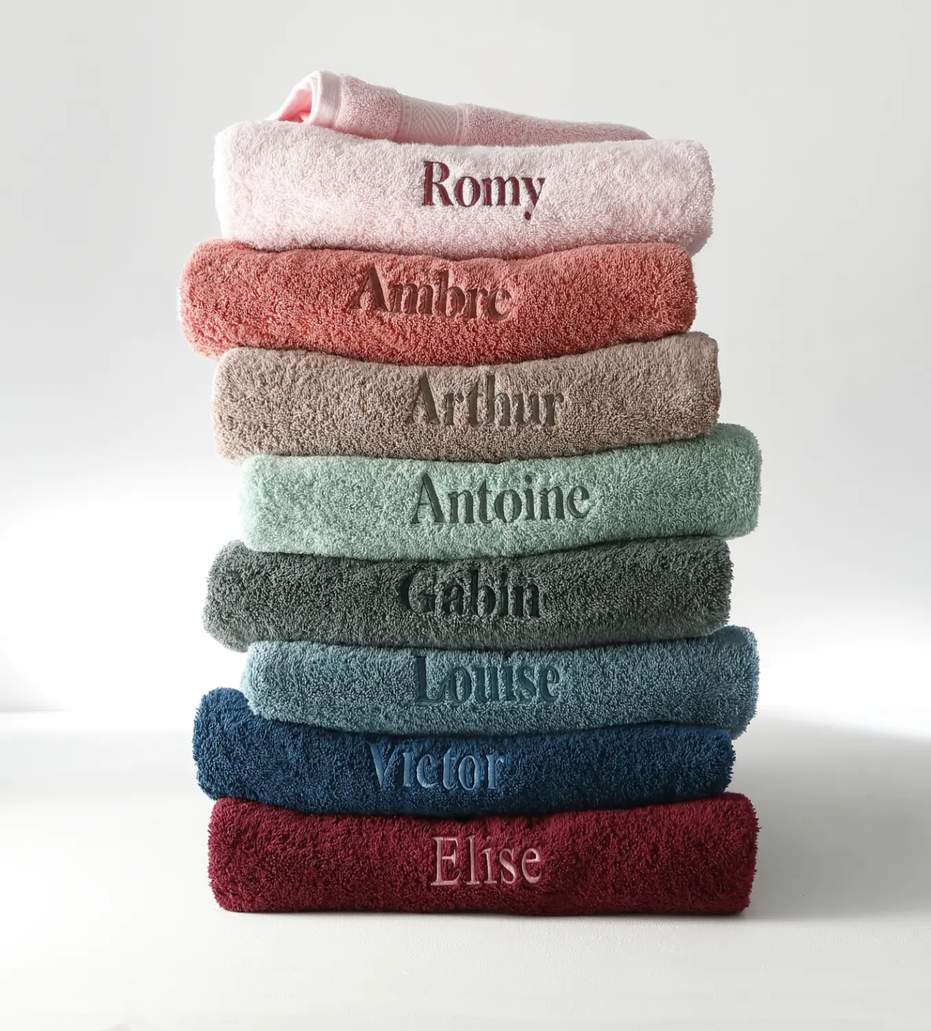 Happy Black Days : profitez de toute notre broderie personnalisable sur le linge de maison