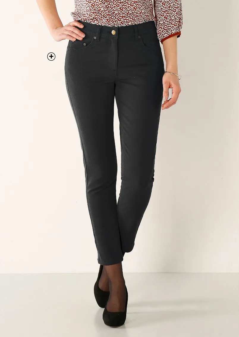 Pantalon femme 7/8ème fuselé stretch uni noir pas cher | Blancheporte