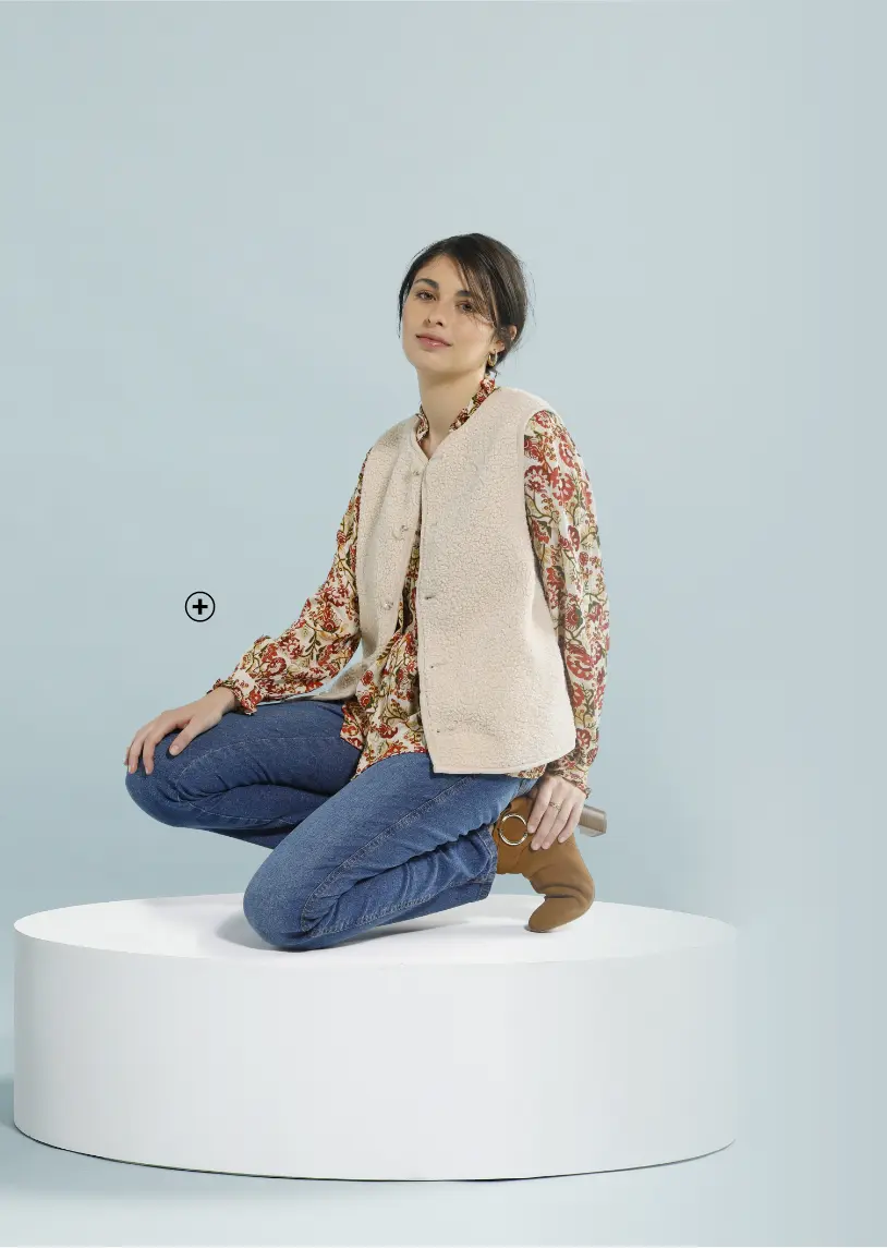Jean droit bleu pour petite stature, coupe intemporelle pour être élégante avec un jean | Blancheporte