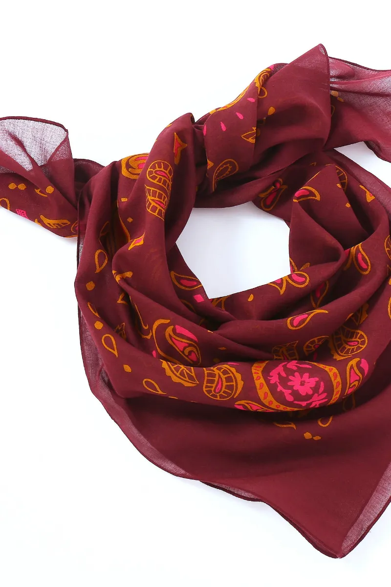 Foulard imprimé bandana, voile de coton prune - Blog Blancheporte