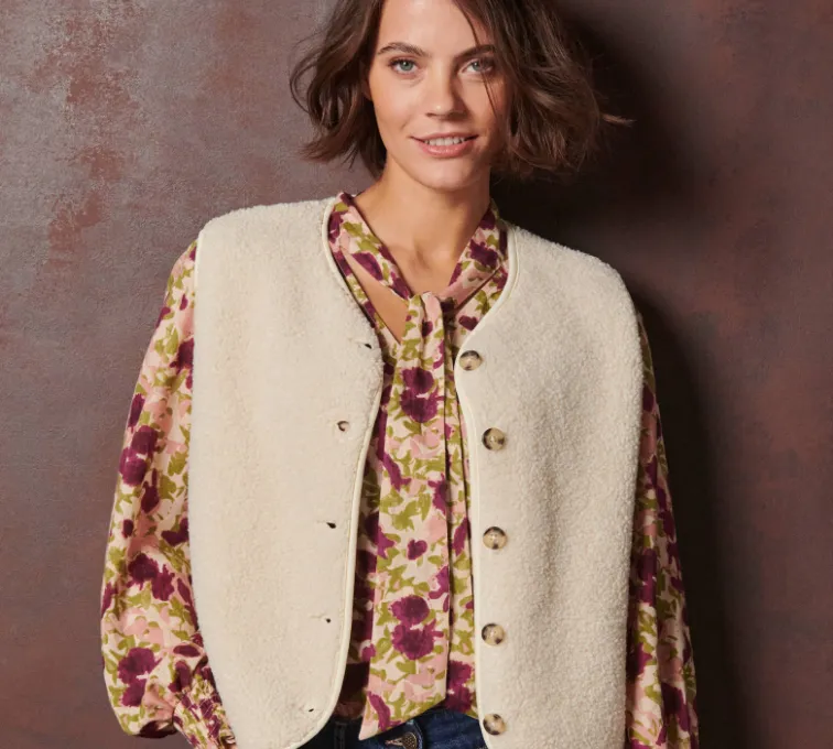 Comment adopter le layering* et réinventer son style ?