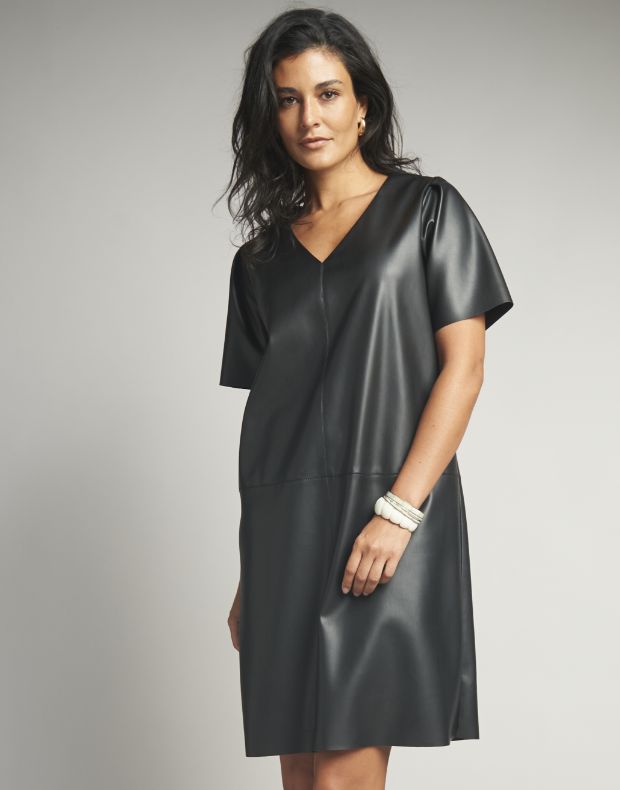 Robe trapèze courte, aspect cuir