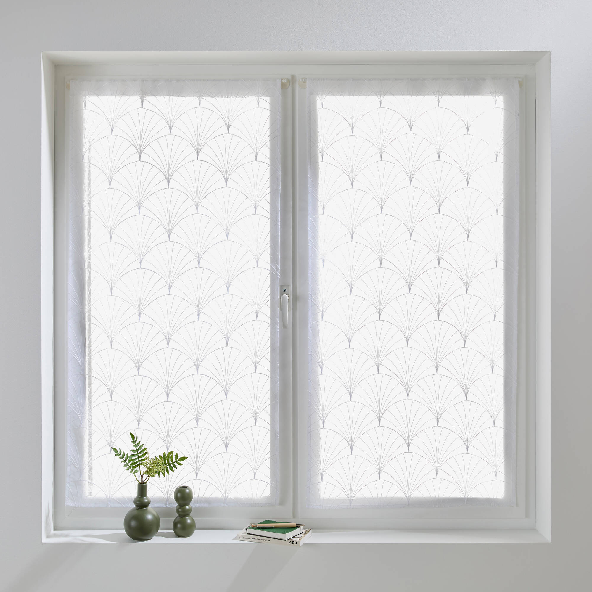 Vitrage droit brodé motif art déco - la paire - Blancheporte