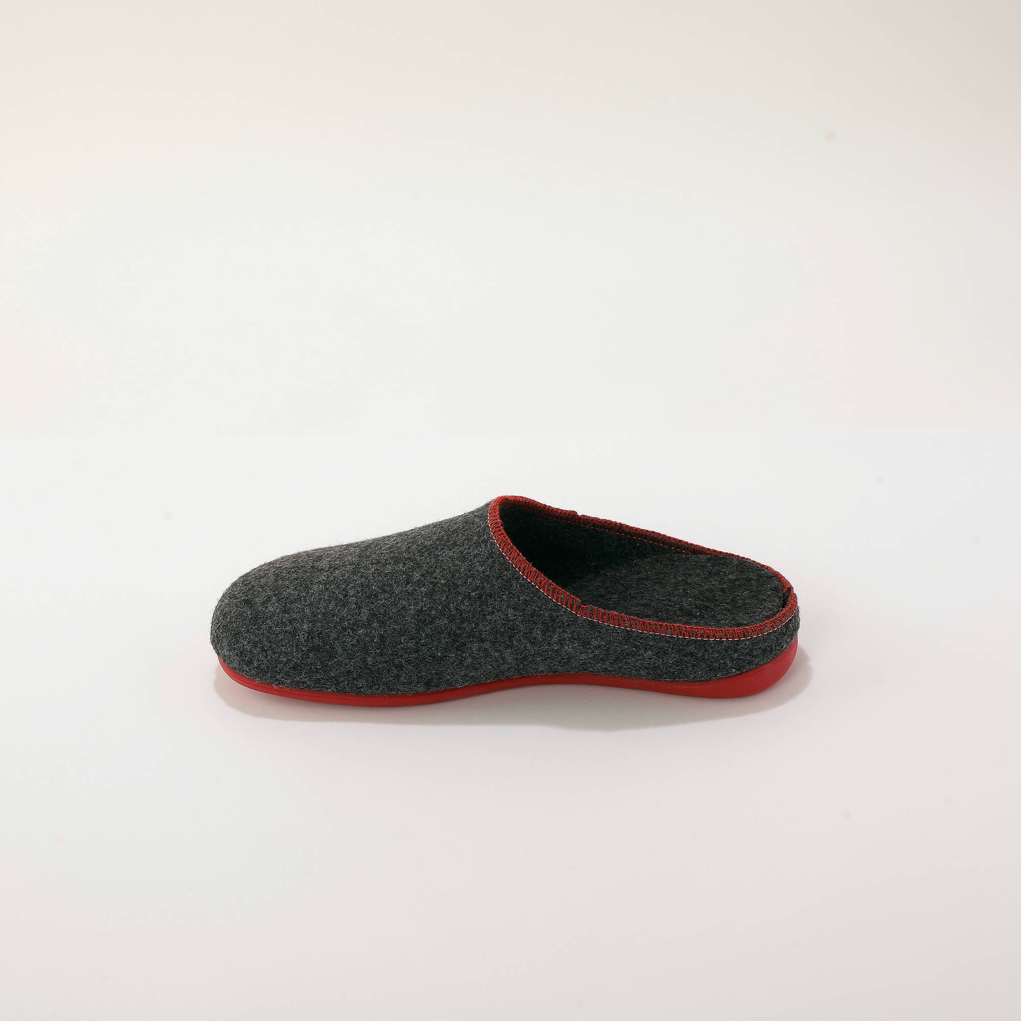 Chaussons homme bicolores forme sabot - Blancheporte 36$