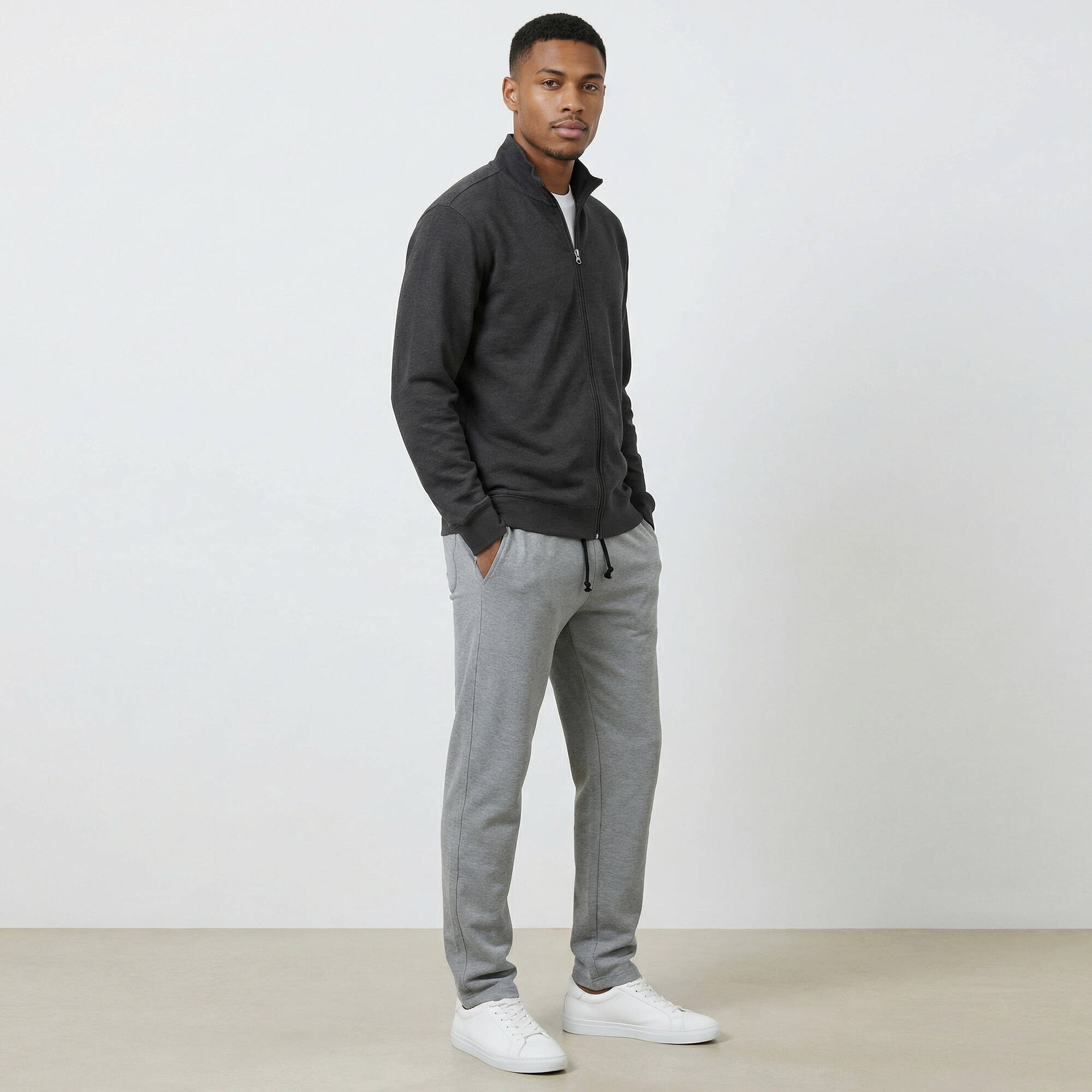 Sweat entirement zipp uni - Blancheporte 18 €