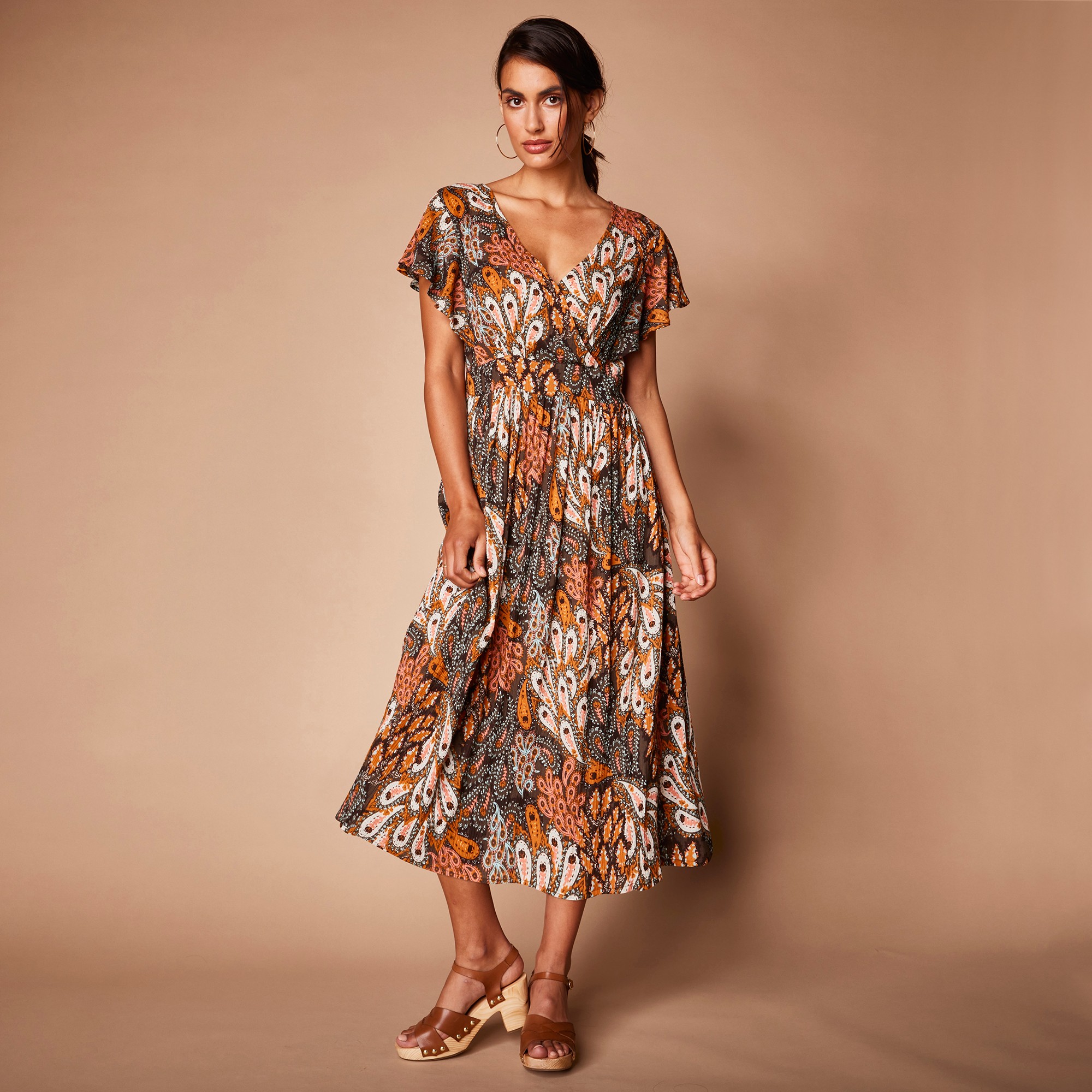 Robe volantée cache-coeur imprimée, crépon - 56 - Kaki - Lora Zellini