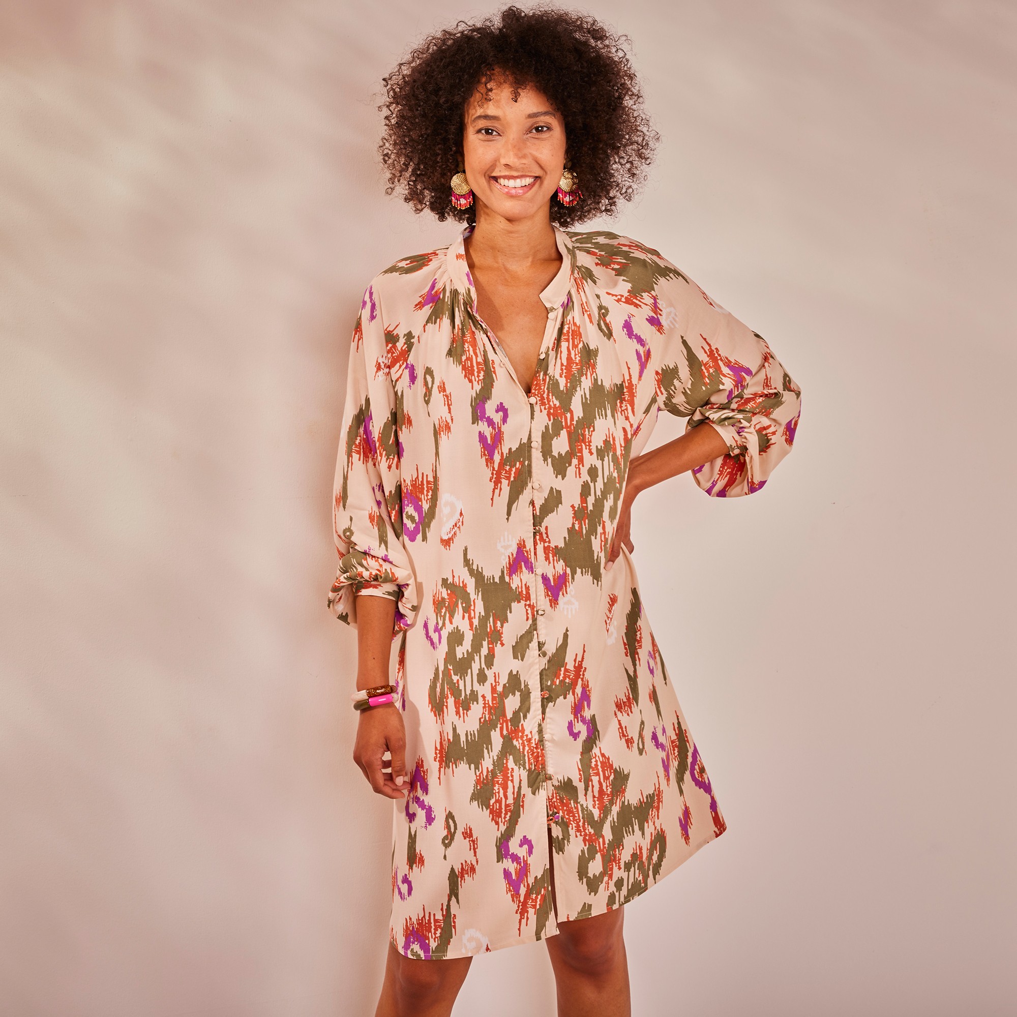 Blanche porte robe chemisier clearance