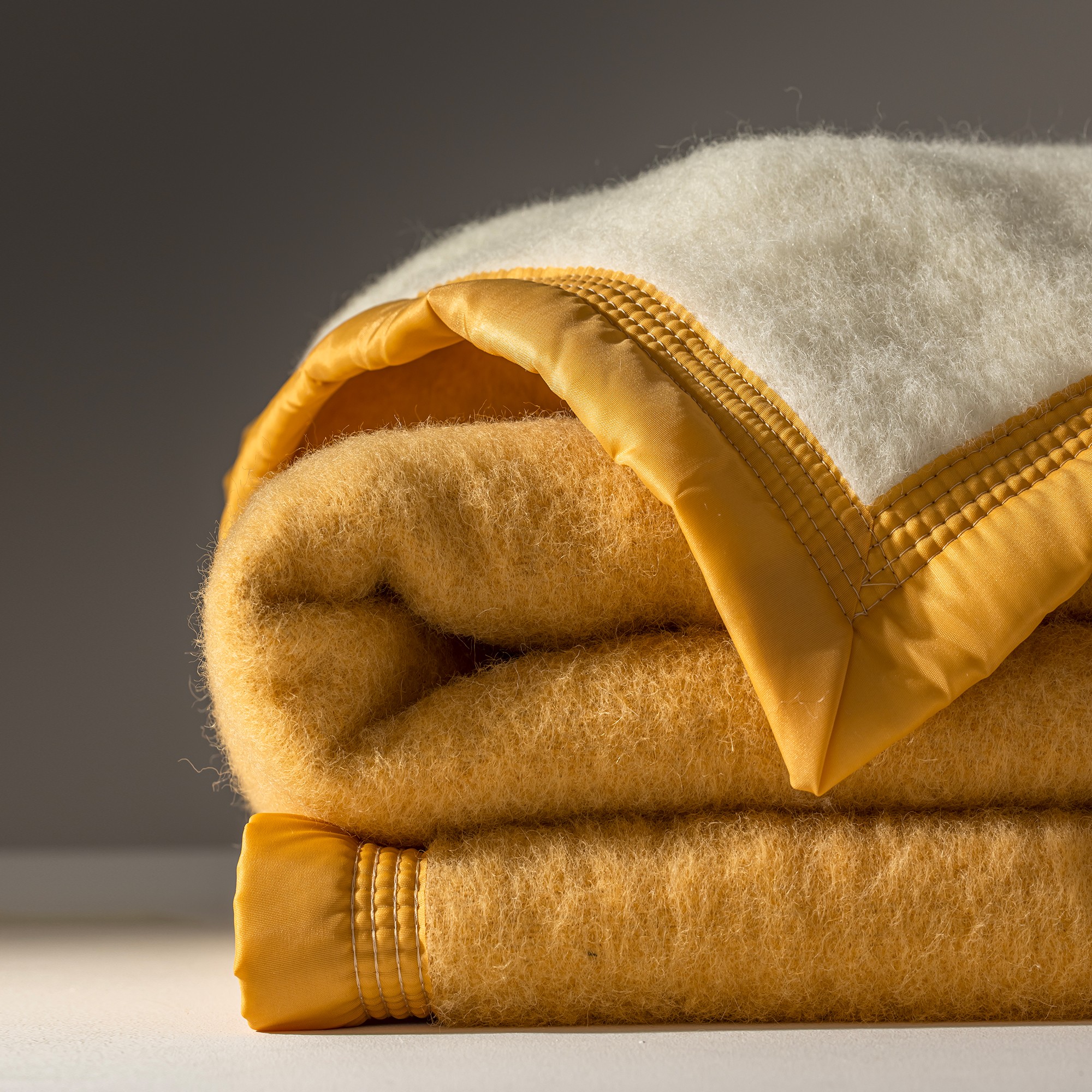 Couverture bicolore laine 800g/m2 - Couverture 2 Personnes : 240x300 Cm - Jaune - Ourson