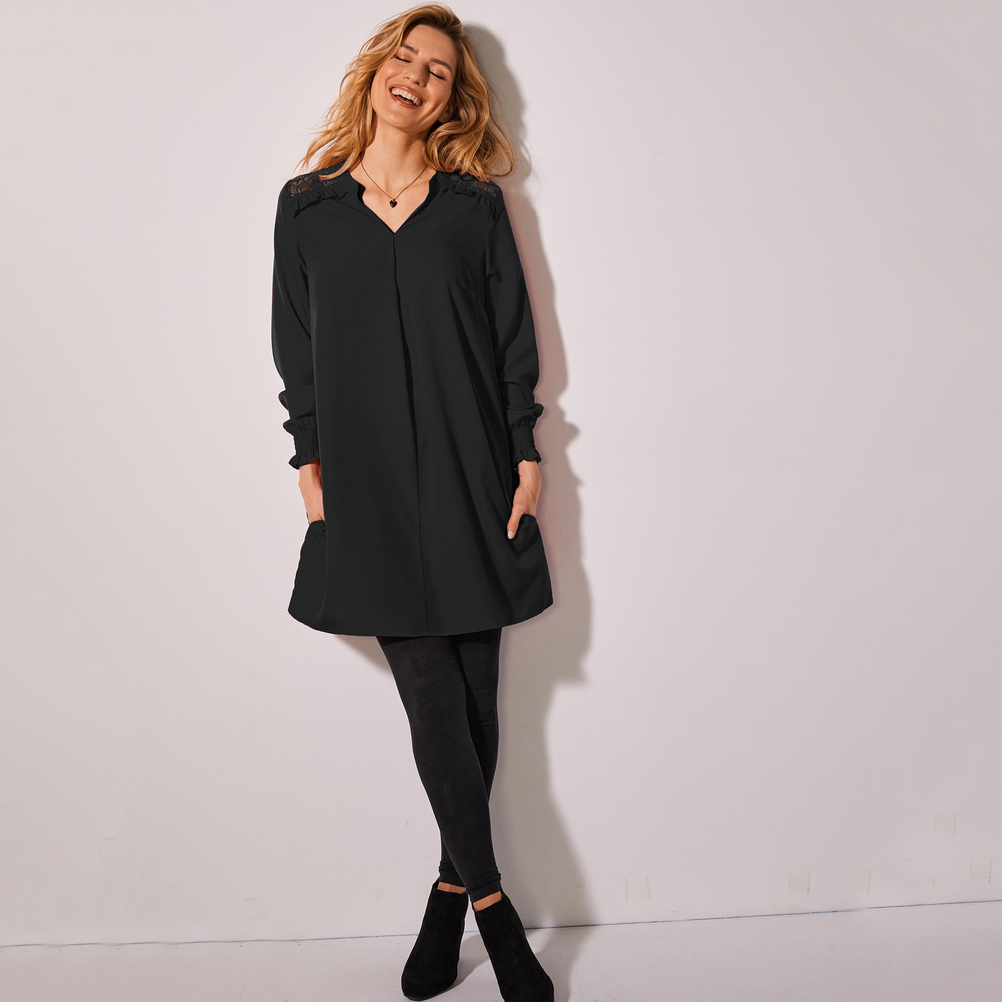 Tunique Dentelle Manches Longues Unie - Blancheporte