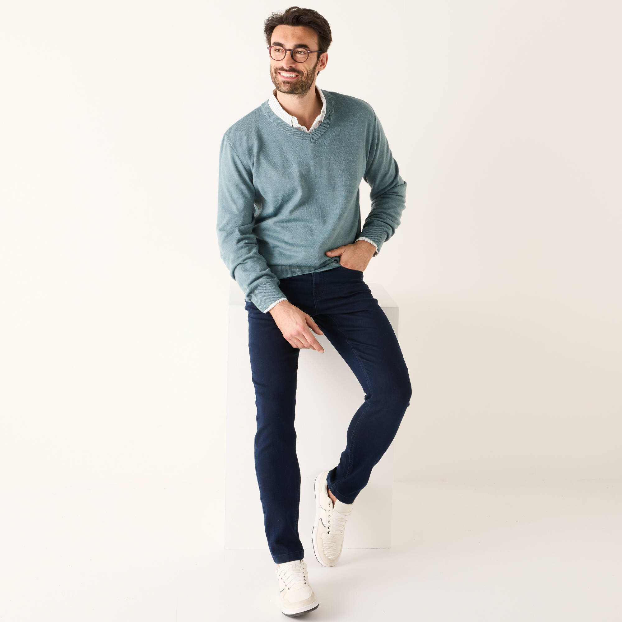 Pull uni col V - Blancheporte 18 €