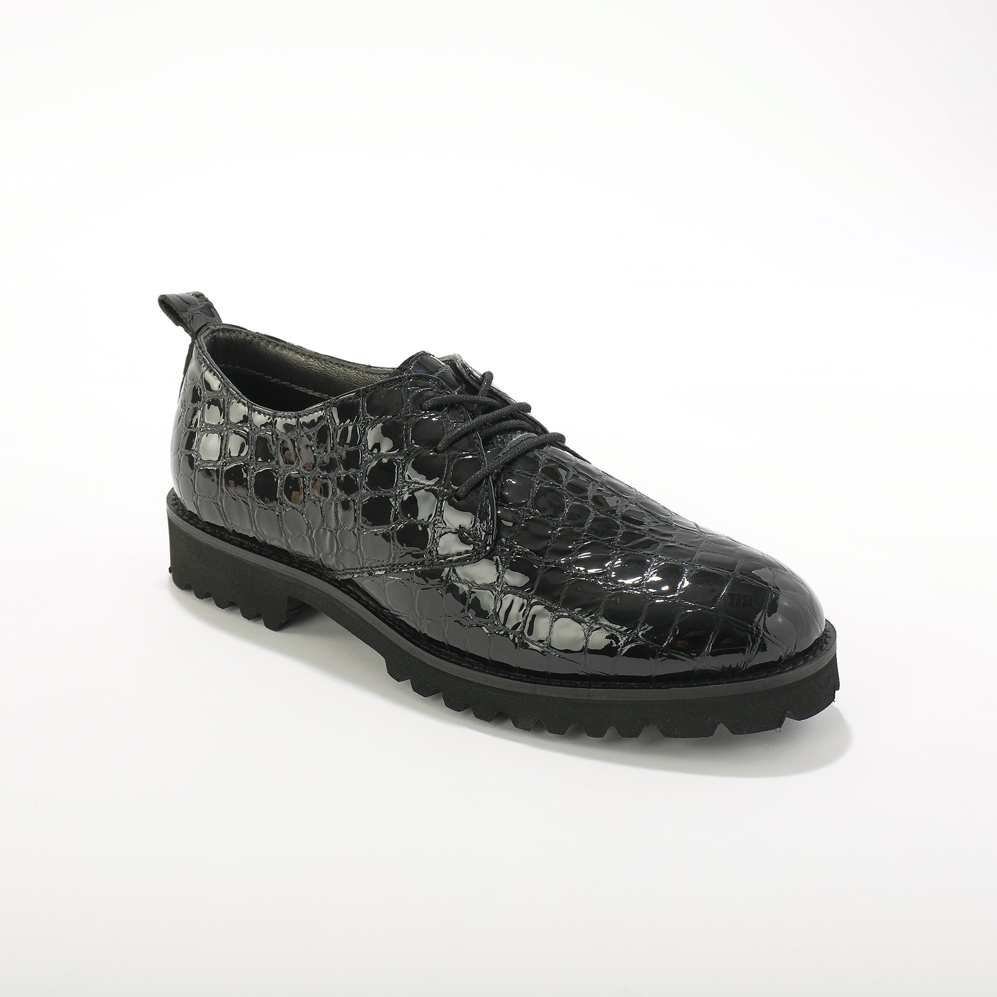 Derbies blanche porte store