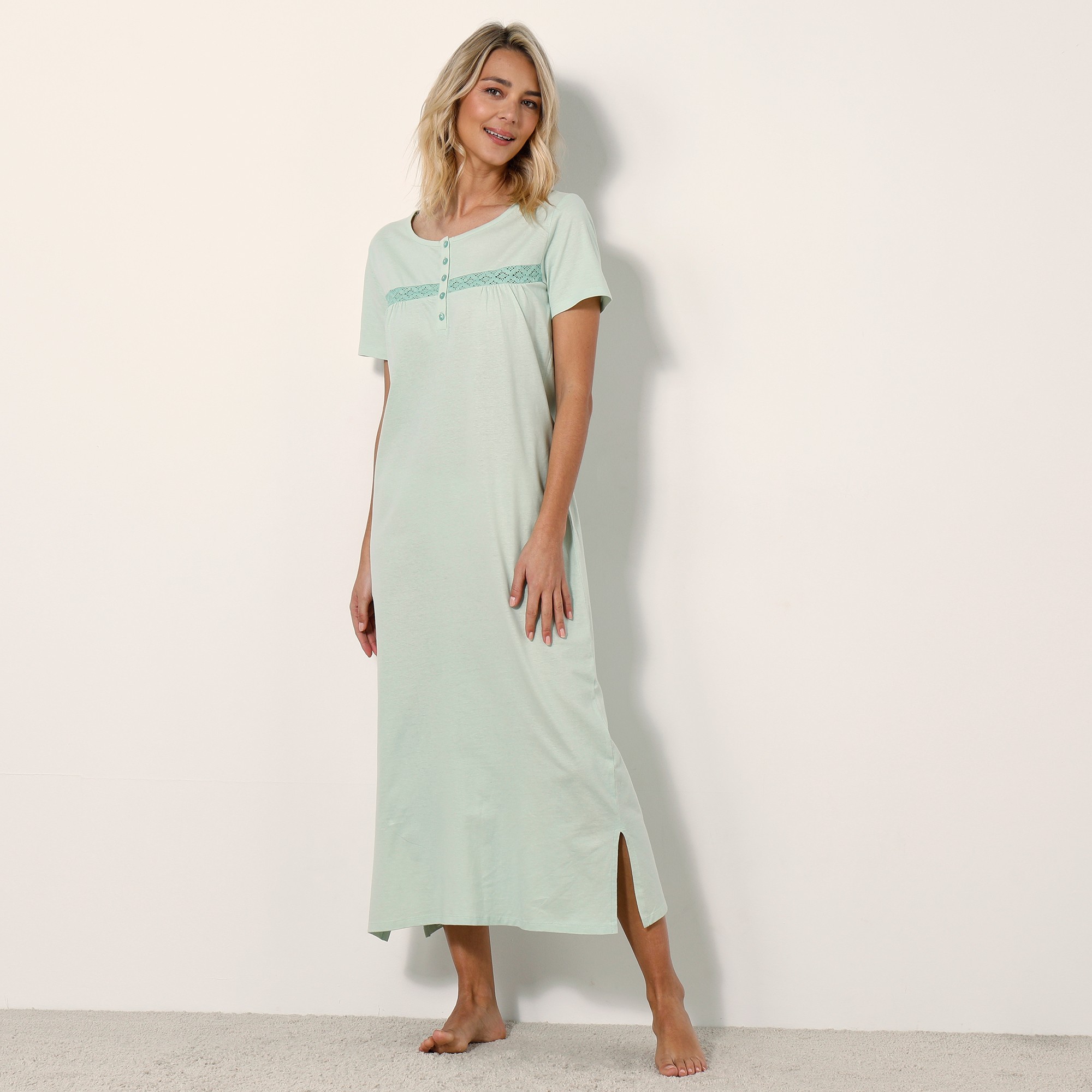 Chemise De Nuit Longue Manches Courtes Unie - Blancheporte