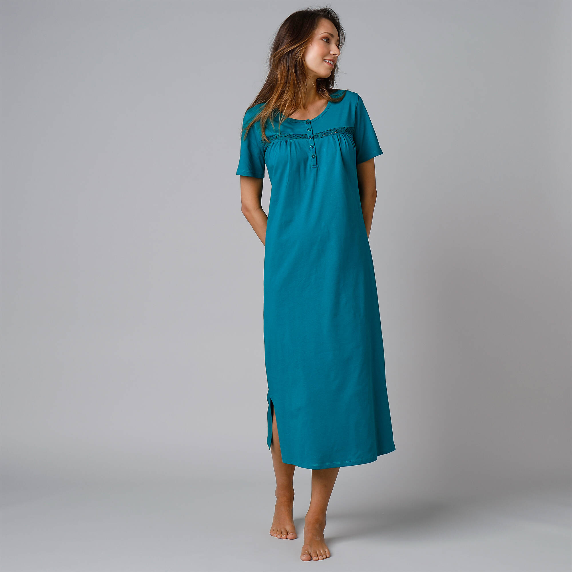 Chemise de nuit longue manches courtes unie emeraude Blancheporte