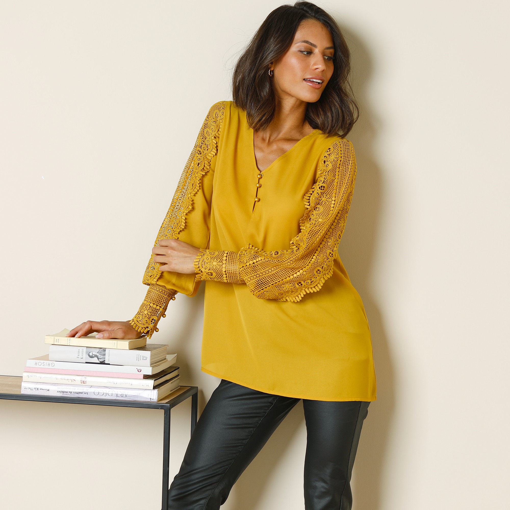 Blouse Macramé Col V Manches Longues, Crêpe Fluide - Blancheporte