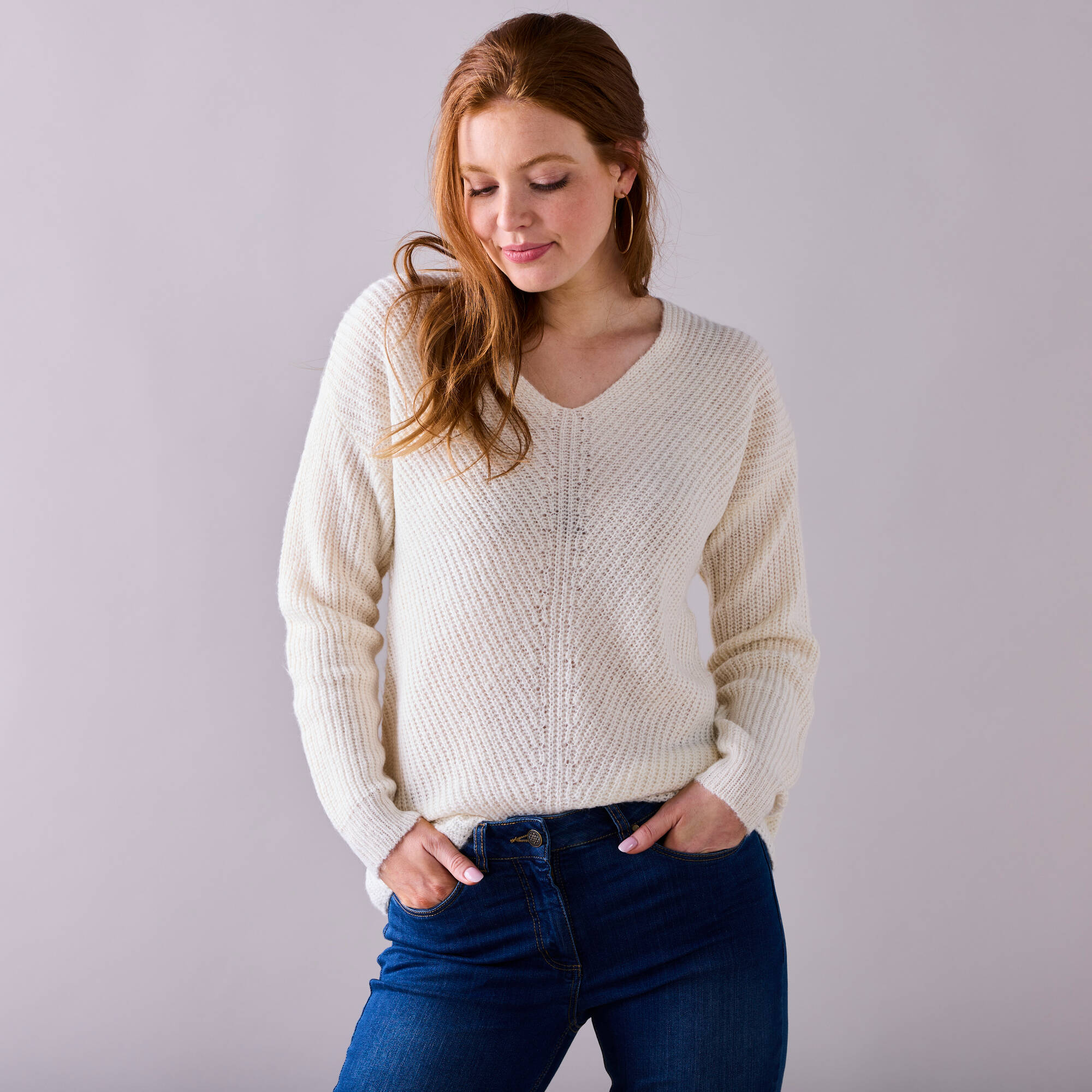 Pull col V, maille anglaise toucher doux - Blancheporte
