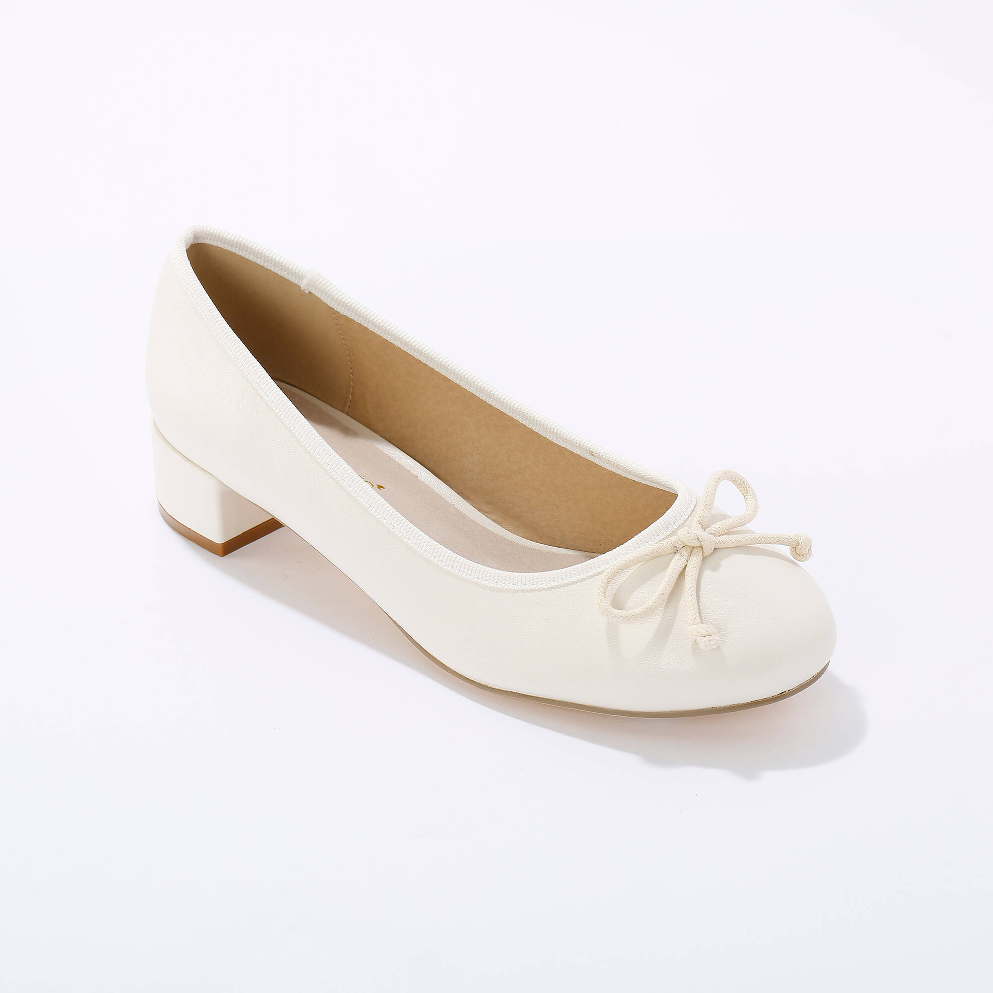 Ballerines Beige à Petits Talons M&M Taille 38 - En Cuir, Occasion, Style Classique