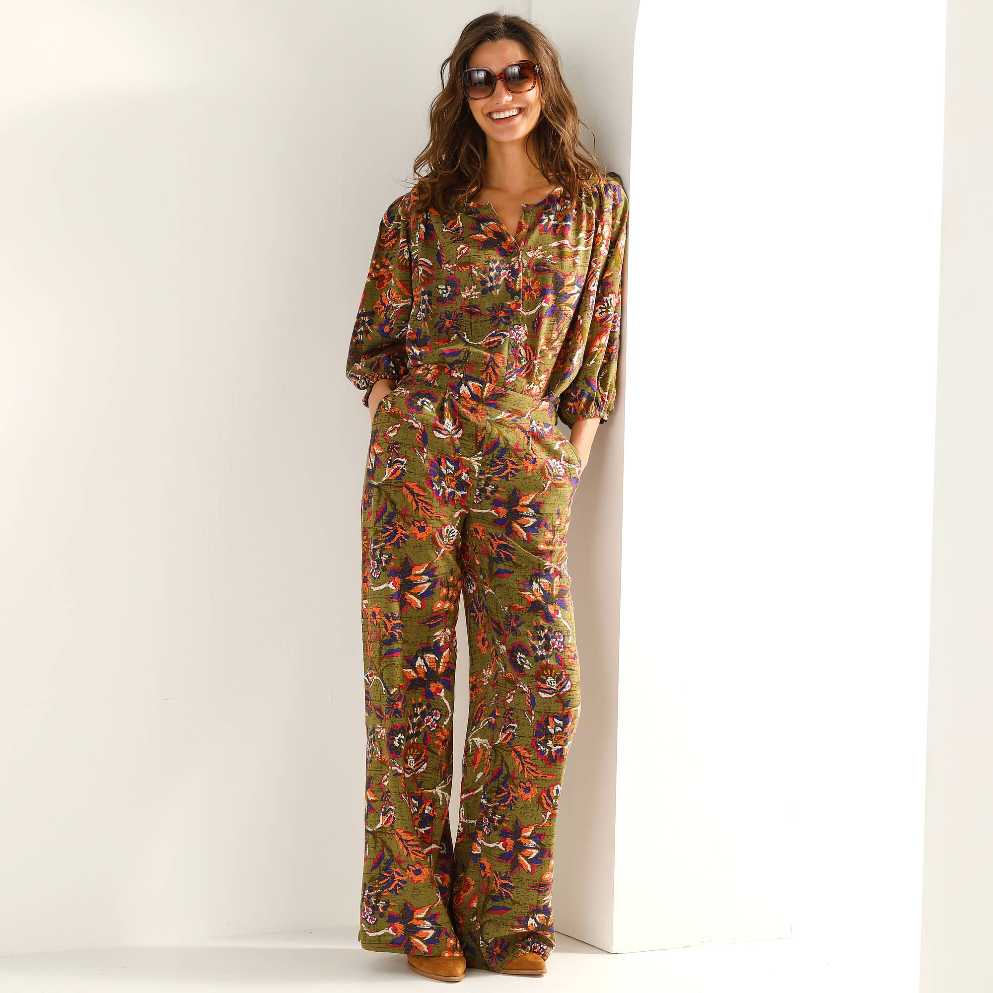 Pantalon large fluide, imprimé fleurs indiennes - Blancheporte