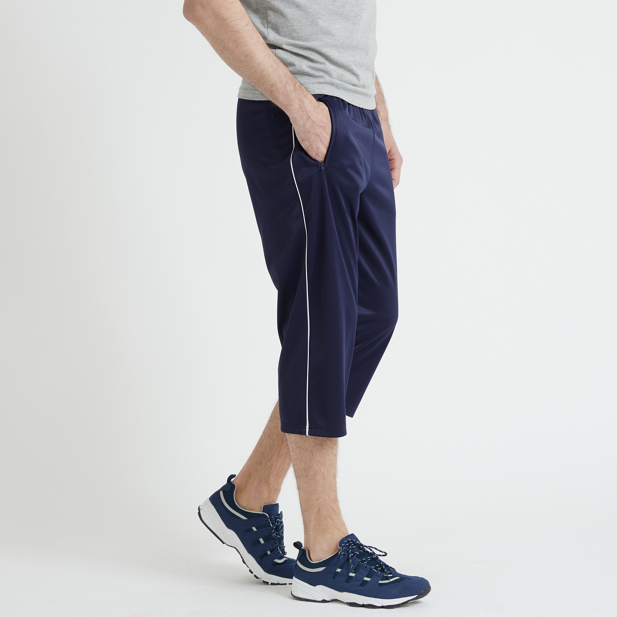 Pantacourt sport femme microfibre sale