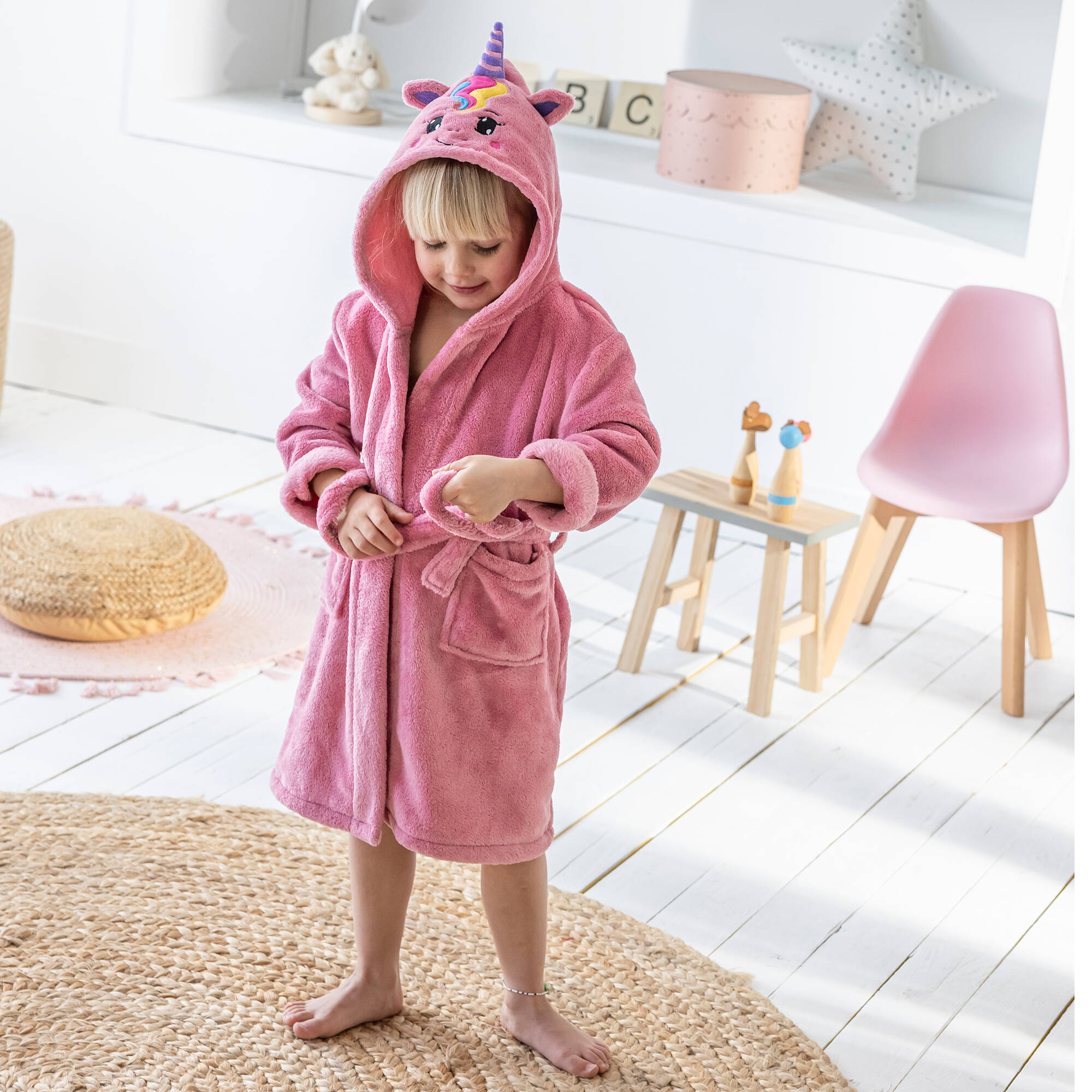 Peignoir de bain enfant licorne a capuche microfibre toute douce rose Blancheporte