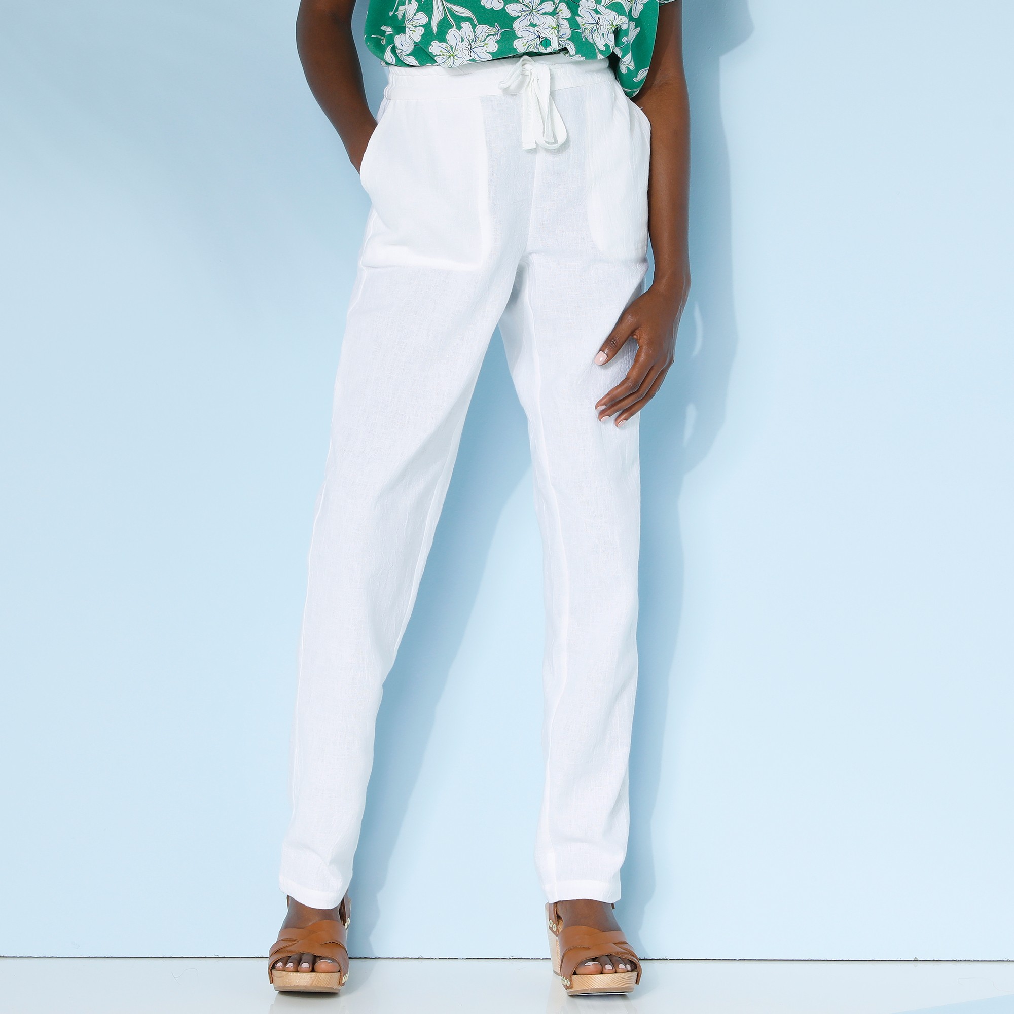 Pantalon blanche porte shop