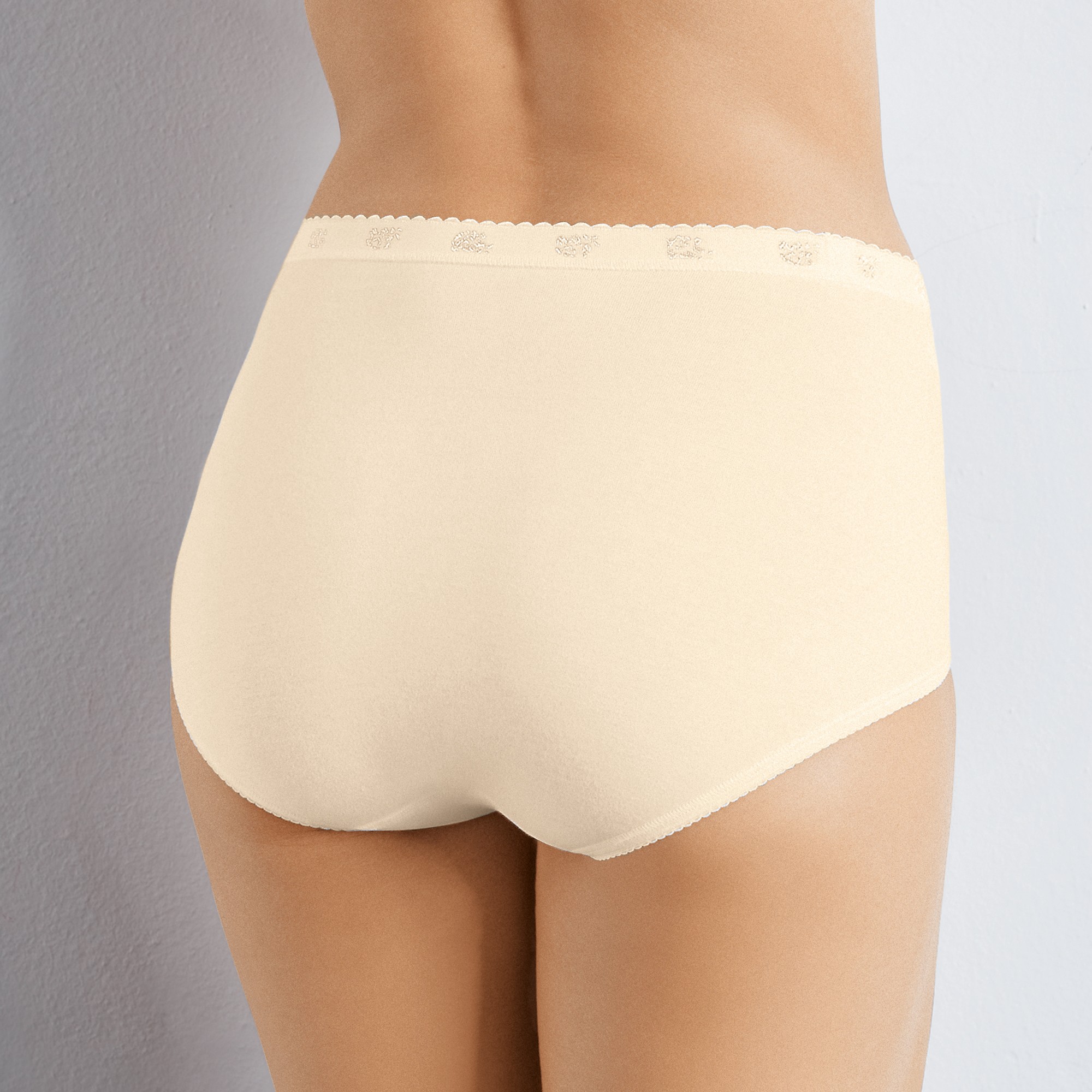 Culotte blanche porte online