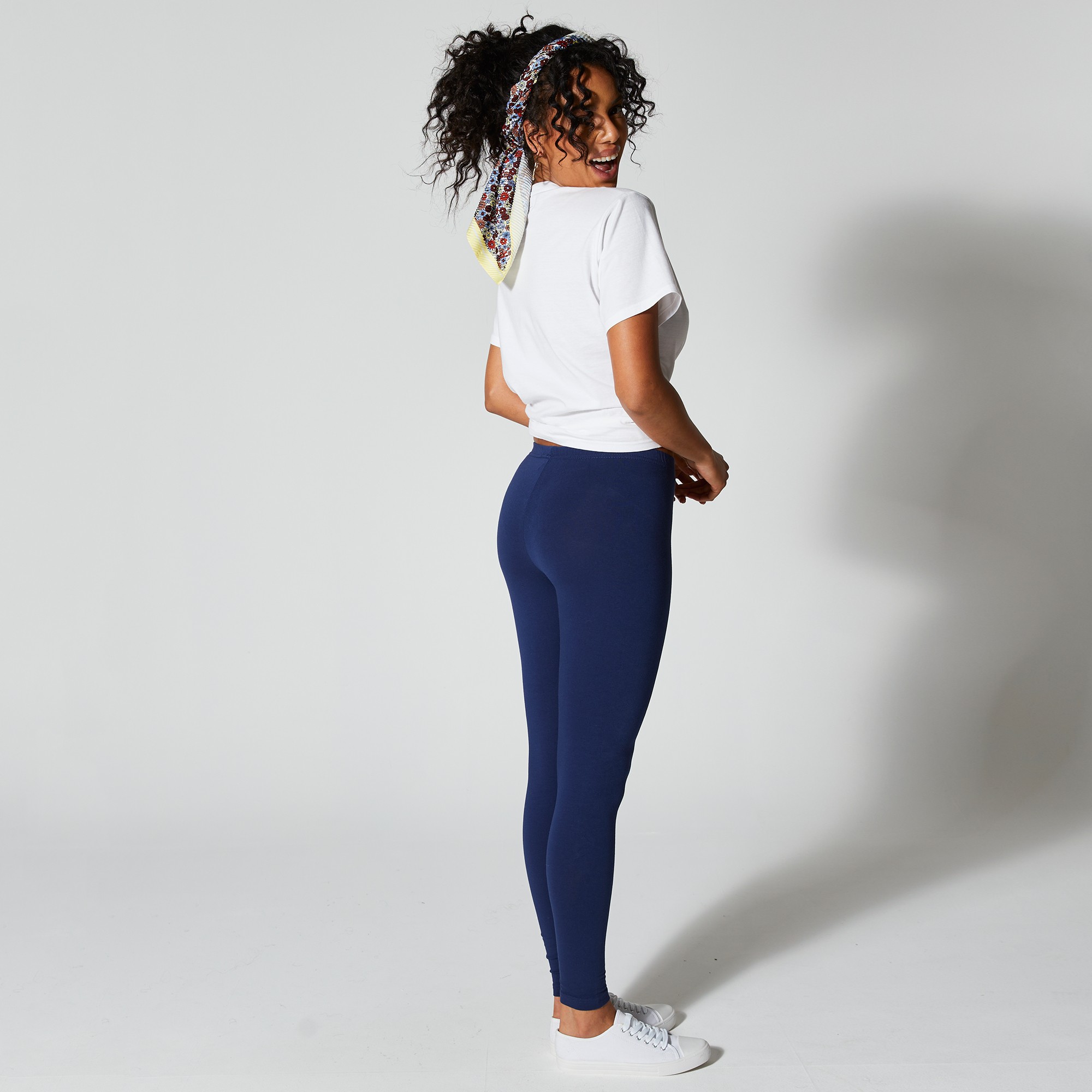 Blanche porte on sale legging grande taille