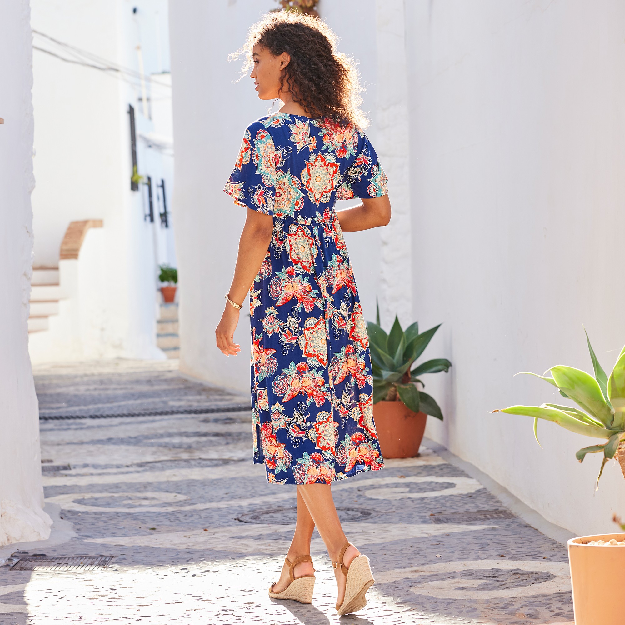 Robe longue imprimee manches papillon