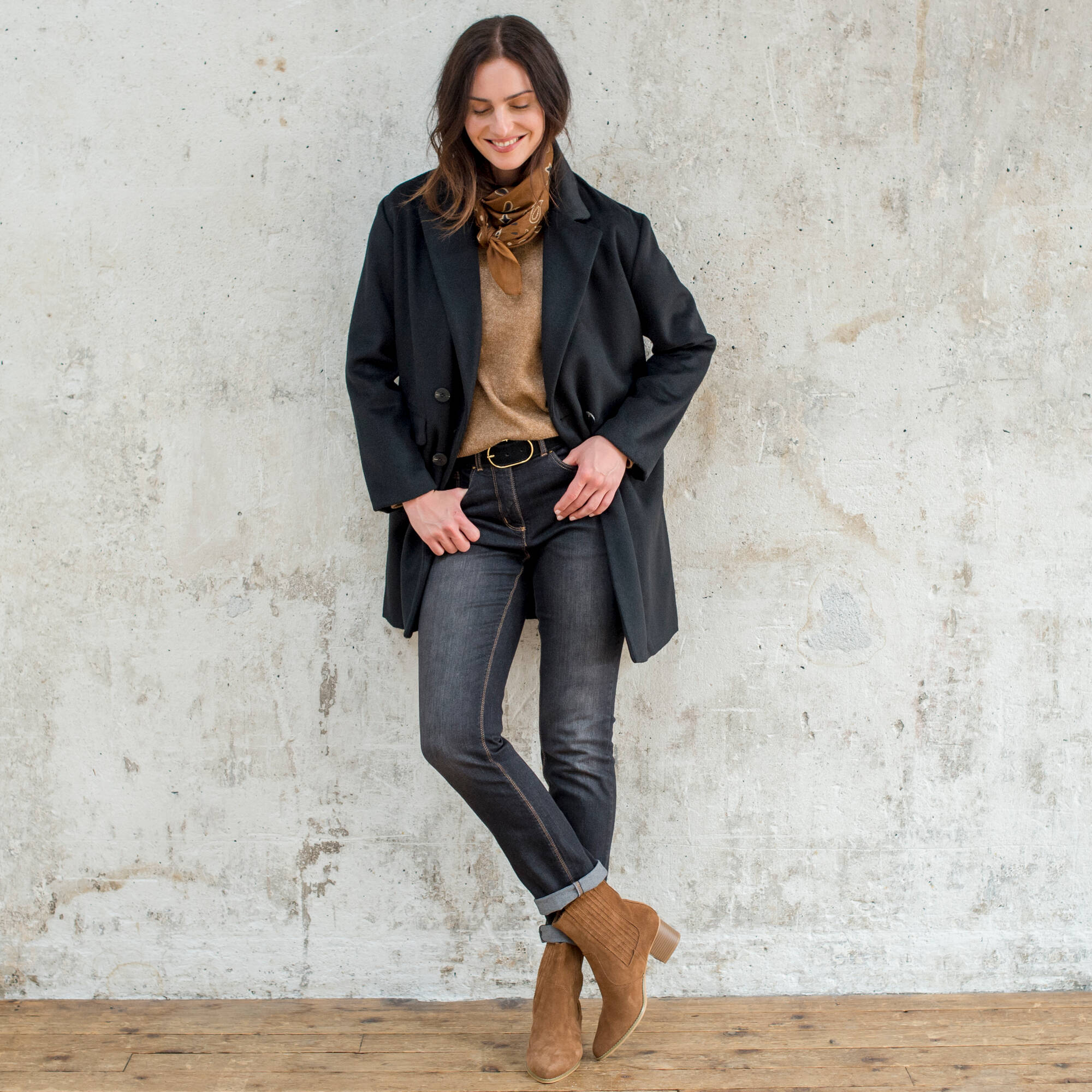 Manteau mi-long col tailleur boutonnage crois - Blancheporte 100 €