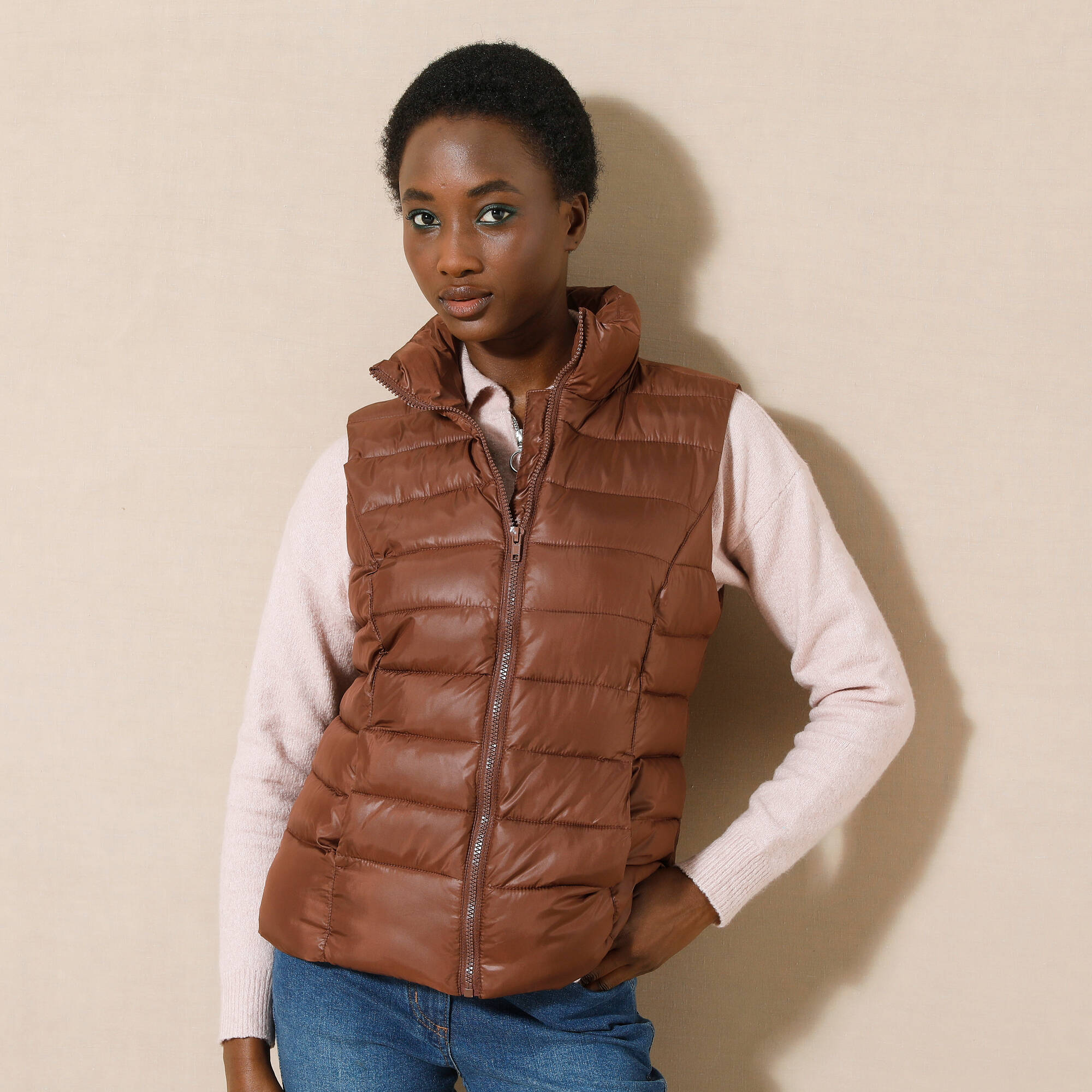 Doudoune déperlante col montant, sans manches - Blancheporte