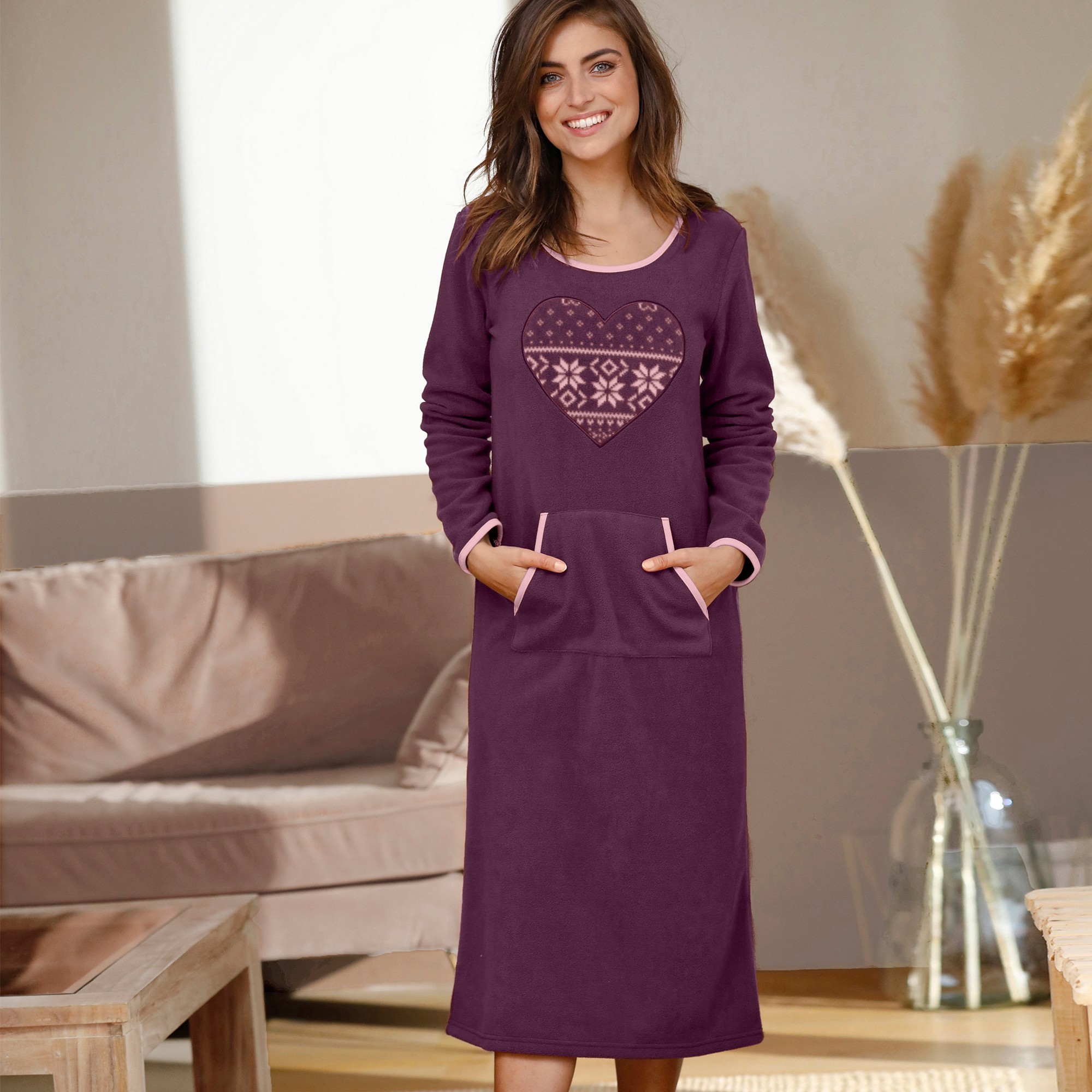Chemise de nuit polaire imprim coeur manches longues prune